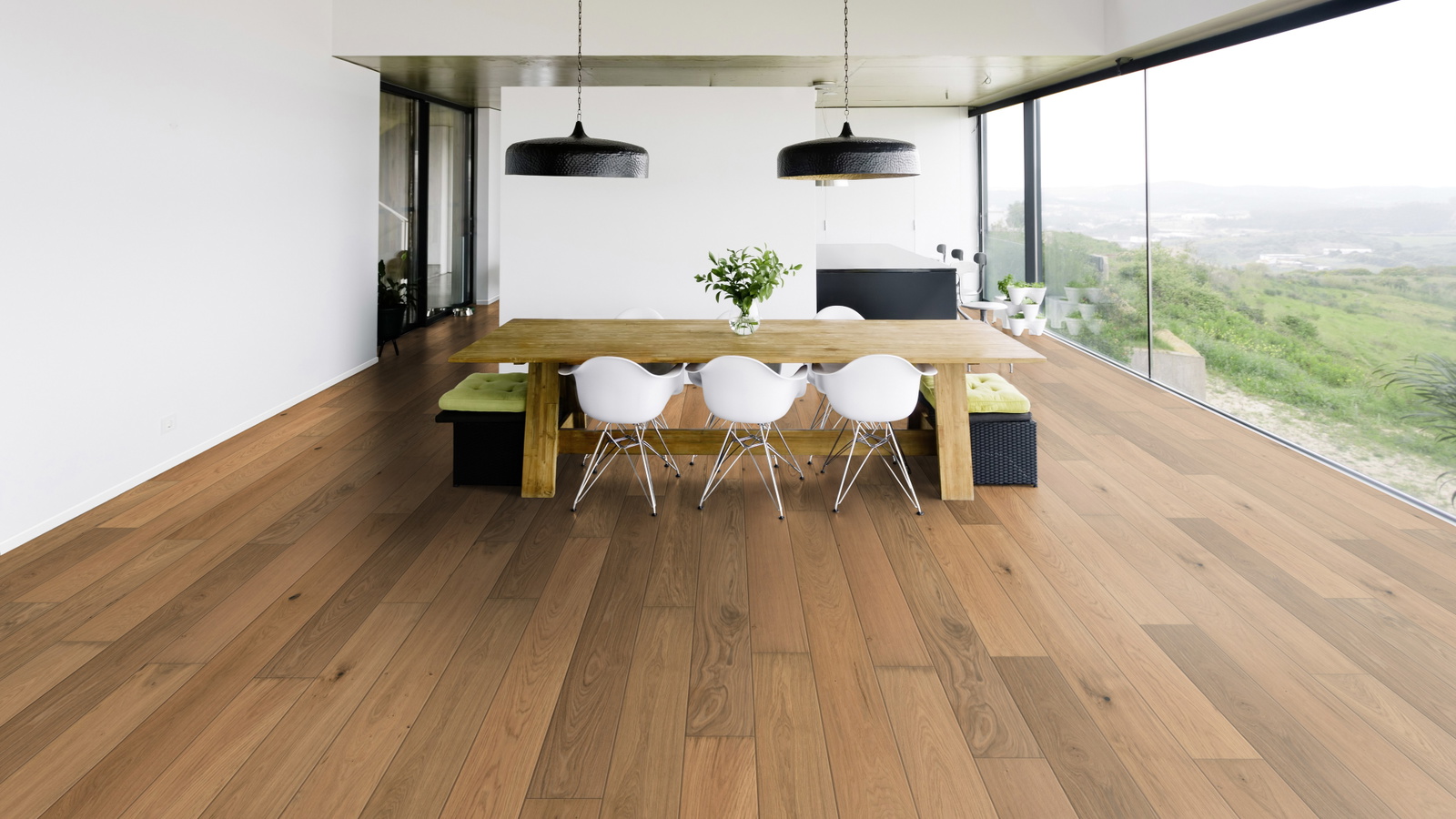 Milieubild Modernes Esszimmer mit Blick in die Natur - Bennett & Jones 1148011910
