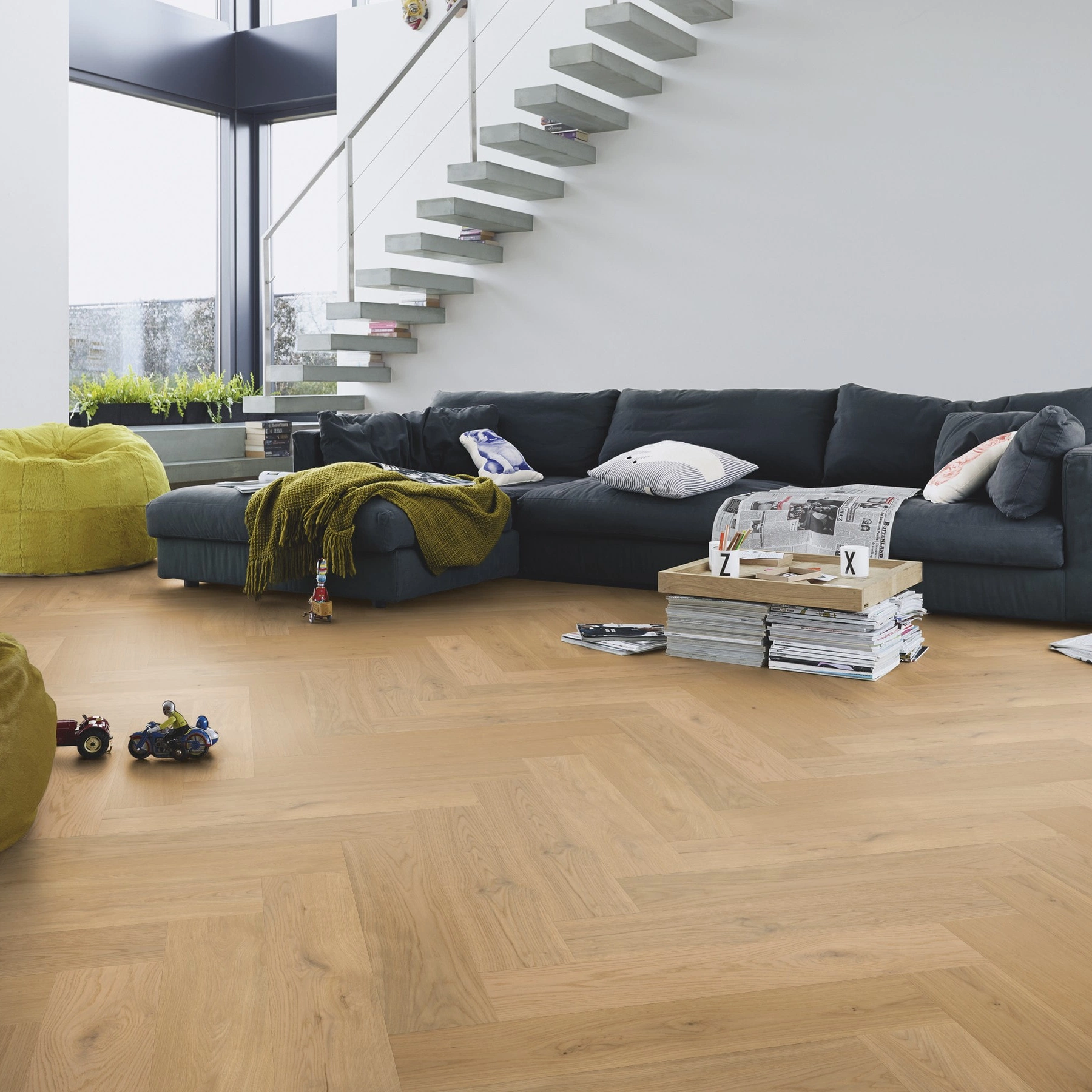 Milieubild Modernes Wohnzimmer mit Kamin - MEISTER Holzboden HS 500 Lindura Eiche classic pure Milieubild Modernes Wohnzimmer mit Kamin - MEISTER 500010-0700140-08928
