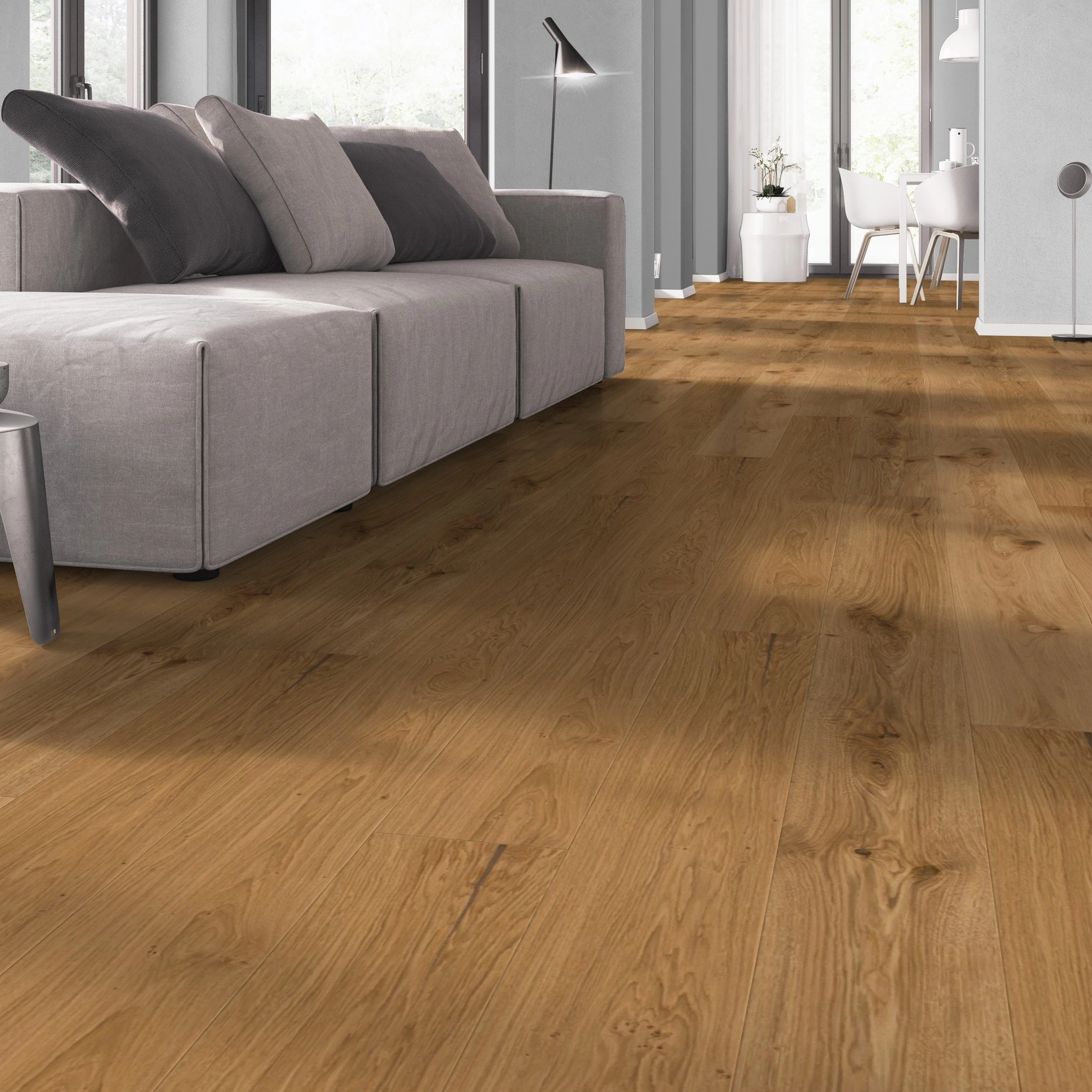 Milieubild Wohnzimmer mit Sofa - bodentiefe Perspektive - Admonter Parkett FLOORs Eiche Basic Milieubild Wohnzimmer mit Sofa - bodentiefe Perspektive - Admonter 106207