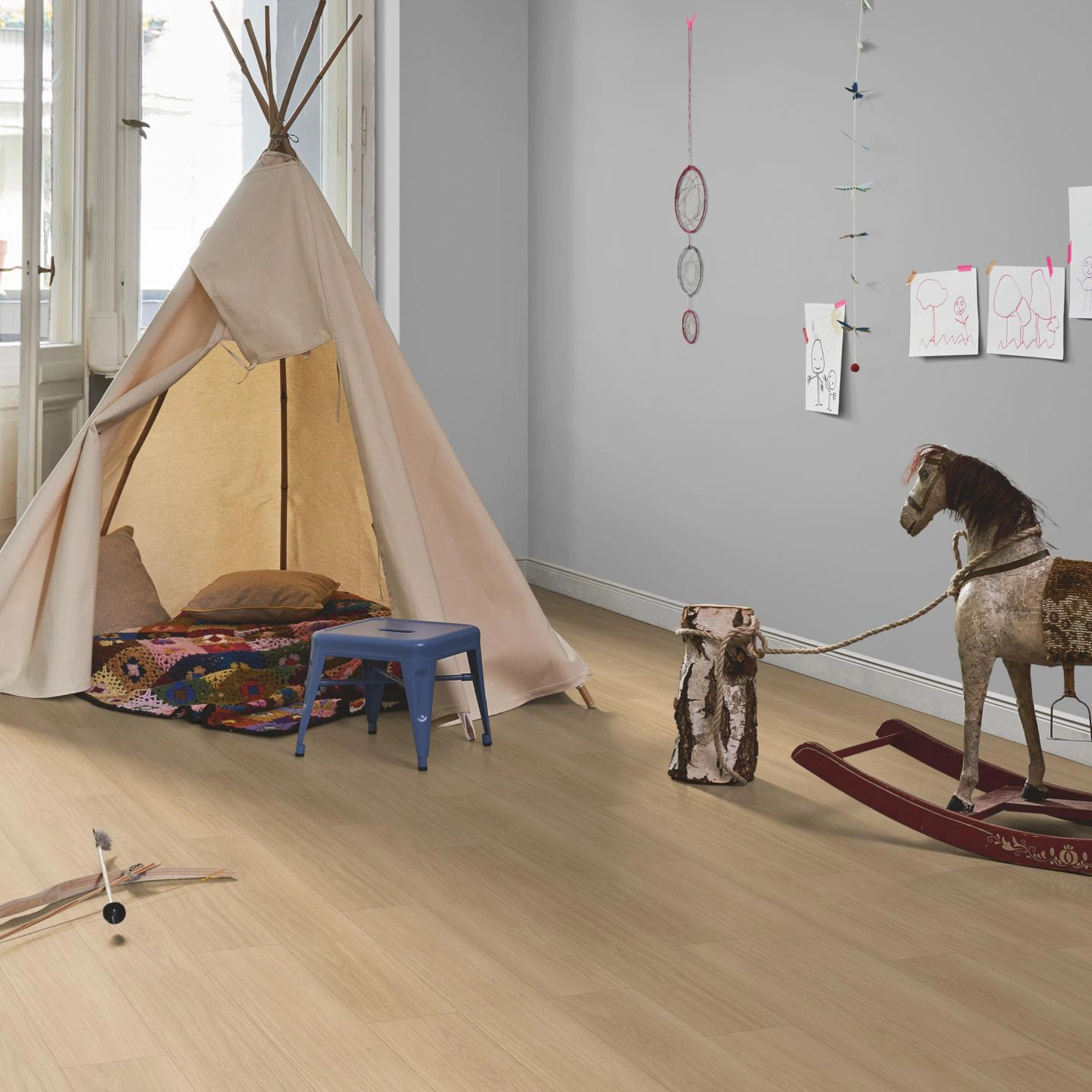 Milieubild Kinderzimmer in Stadtwohnung - Parador HDF Klick-Designboden Modular ONE Eiche Artemis natur Milieubild Kinderzimmer in Stadtwohnung - Parador 1748717
