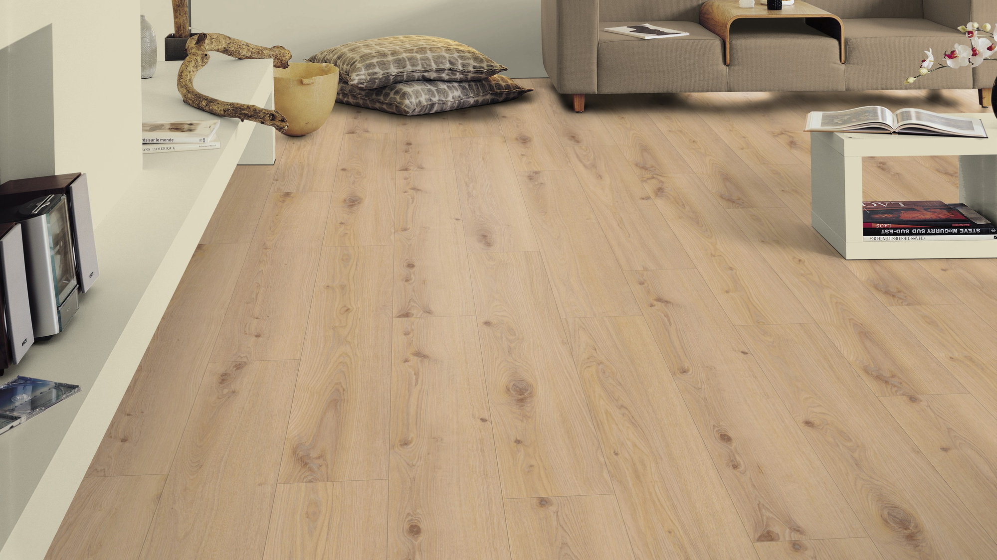 Milieubild Wohnzimmer mit Sideboard - Tarkett Rigid Klick-Vinyl Essence Rigid 30 Primary Oak Beige Milieubild Wohnzimmer mit Sideboard - Tarkett 260032003