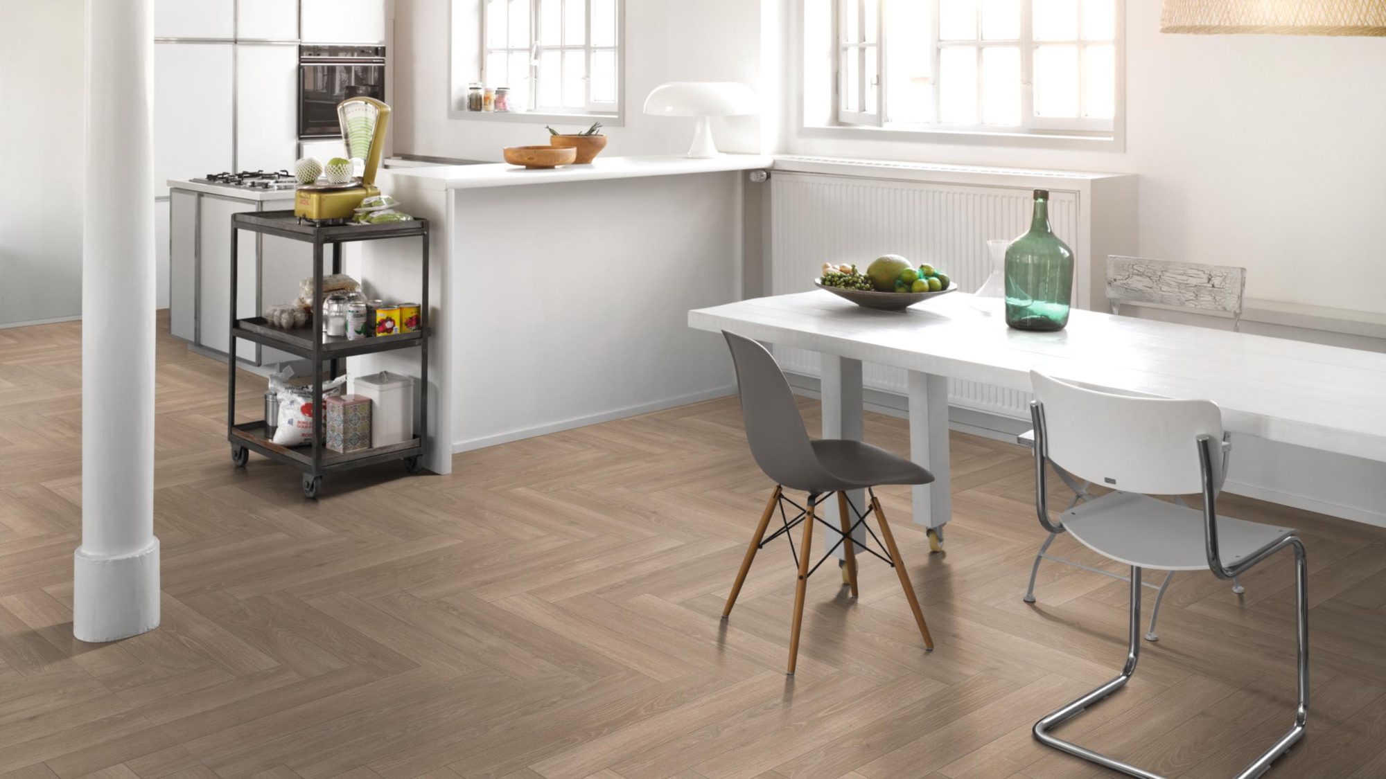 Parador Laminat Trendtime 3 Eiche Skyline perlgrau Naturmattstruktur mit Synchronstruktur Parador Laminat Trendtime 3 Eiche Skyline perlgrau Naturmattstruktur mit Synchronstruktur