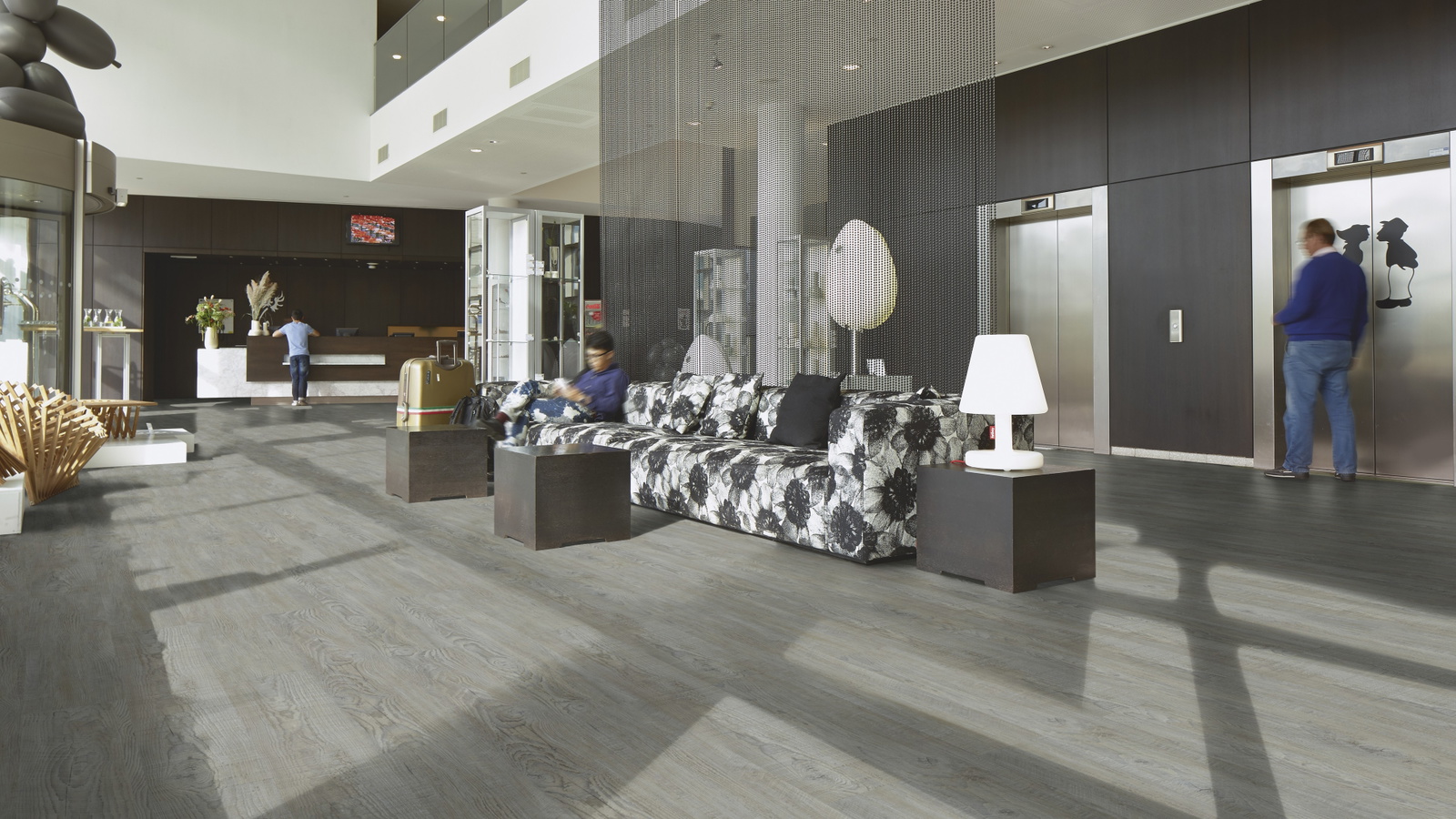 Milieubild Hotellobby mit Rezeption - Forbo Flooring 217636