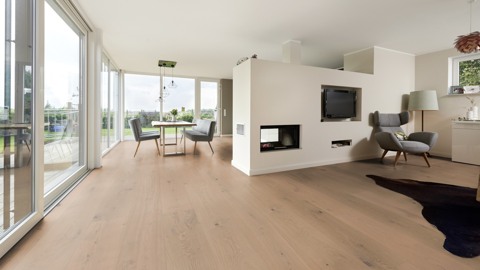 Milieubild Wohnzimmer mit Essbereich und Kamin - ter Hürne 1101281109