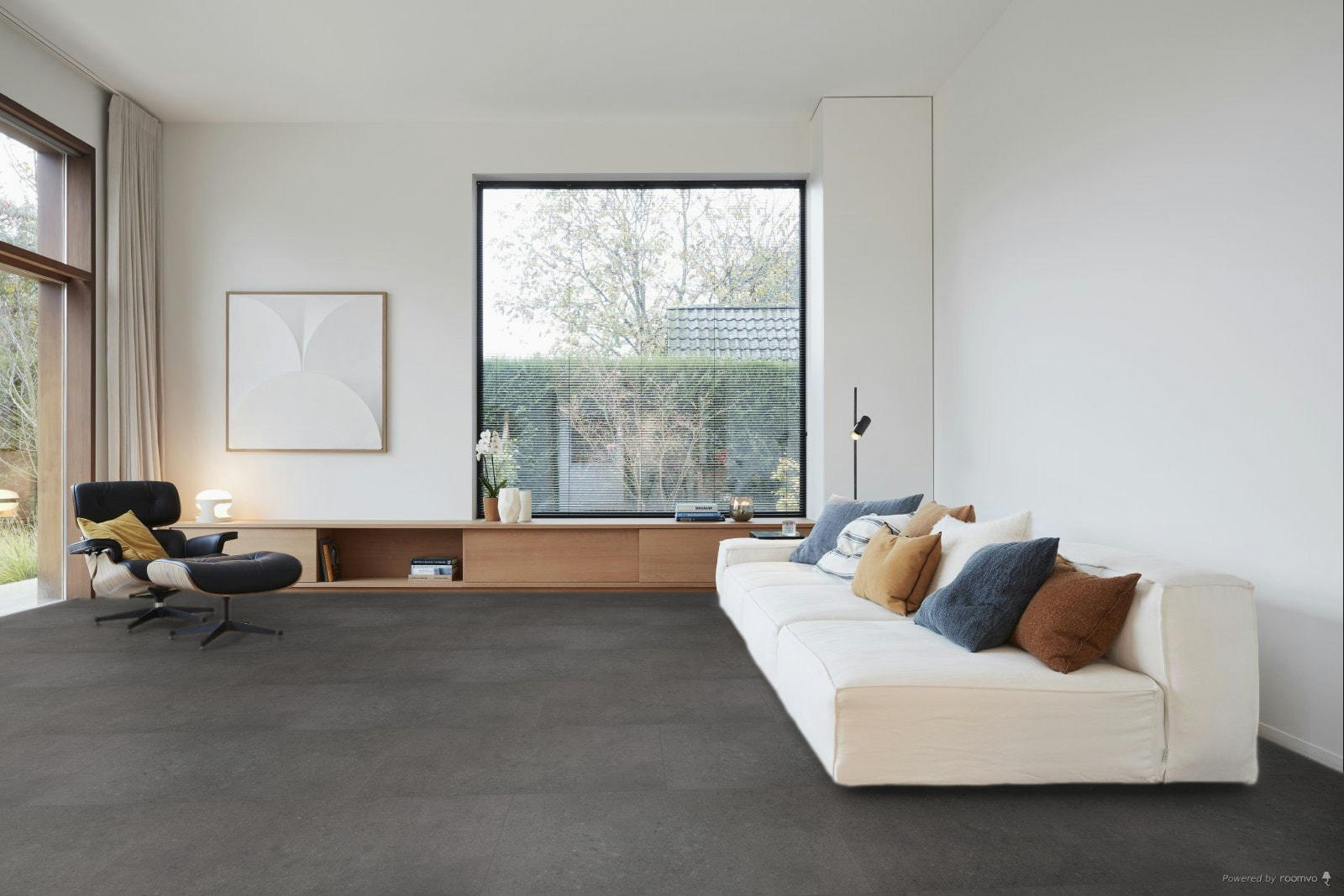 Milieubild Großräumiges Wohnzimmer mit Couch - BerryAlloc Klebe-Vinyl Zenn Gluedown 30 Rimini Milieubild Großräumiges Wohnzimmer mit Couch - BerryAlloc 60002227