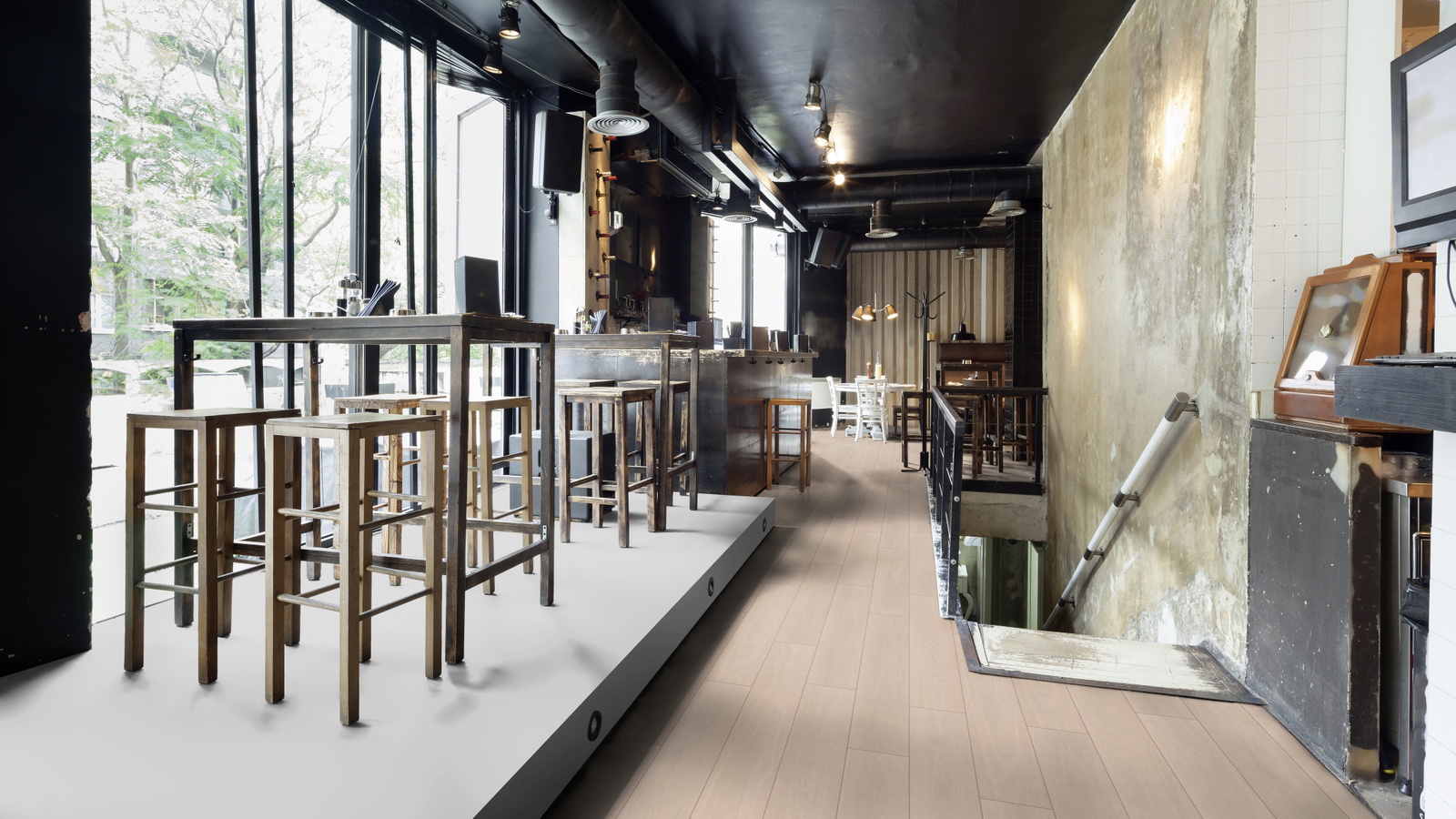 Milieubild Restaurant - Bar mit Tischen und Hockern - wineo PLC305R