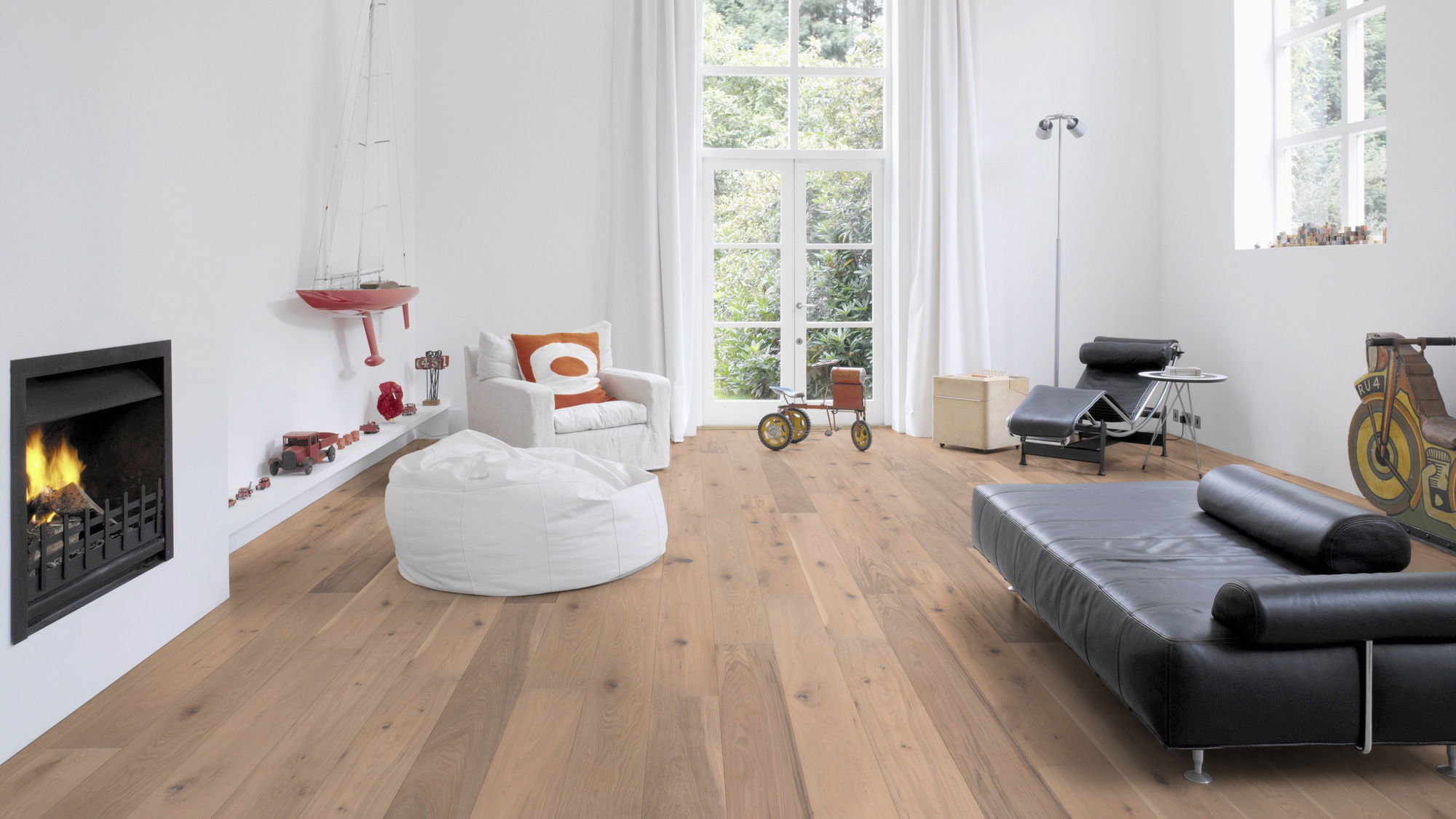 Milieubild Altbau-Wohnzimmer mit Kamin - Wicanders Wise Parkett Manor House Lumley Milieubild Altbau-Wohnzimmer mit Kamin - Wicanders Wise 82000105