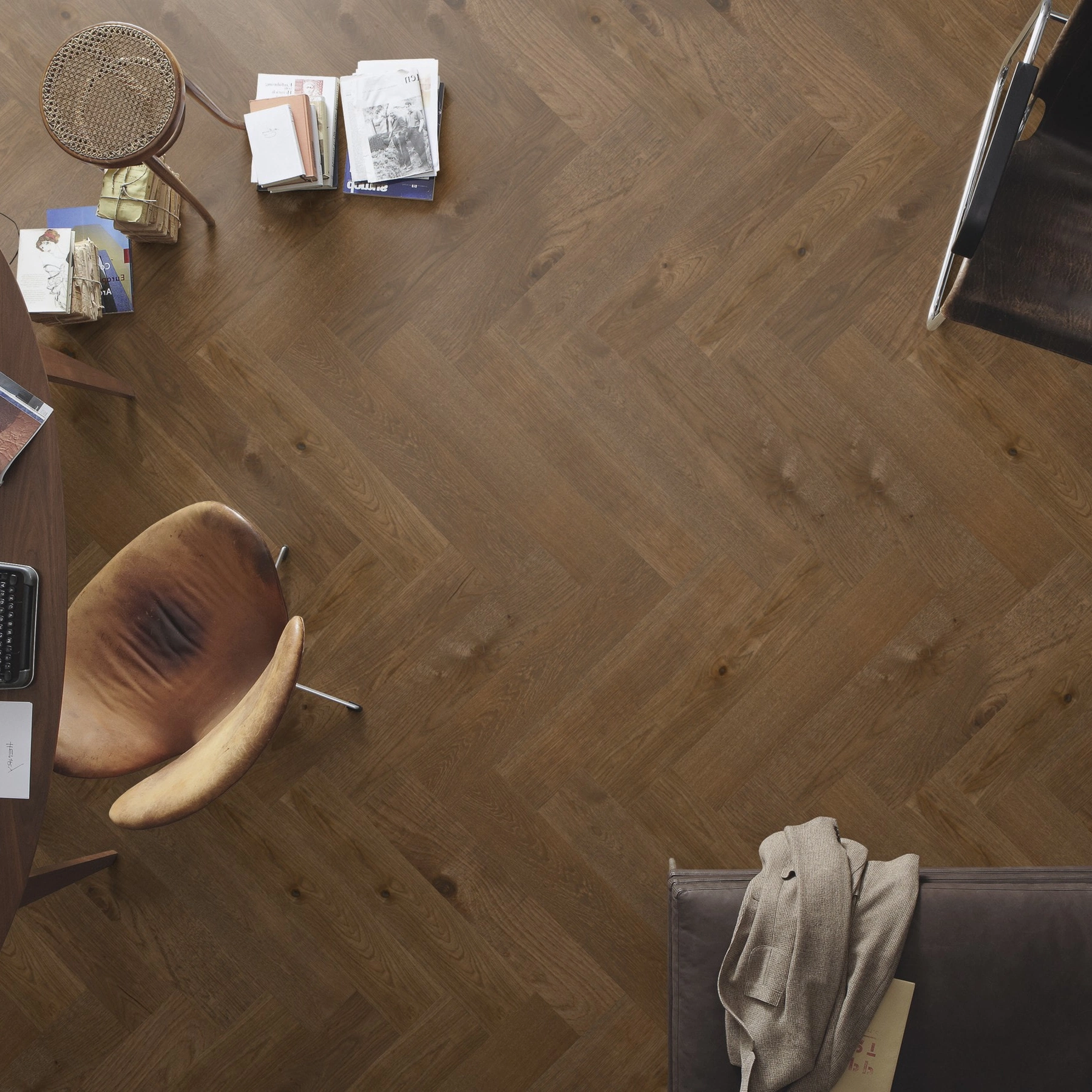 Milieubild Büro mit ovalem Tisch - Draufsicht - MEISTER Holzboden HS 500 Lindura Eiche classic olivgrau Milieubild Büro mit ovalem Tisch - Draufsicht - MEISTER 500010-0700140-08926