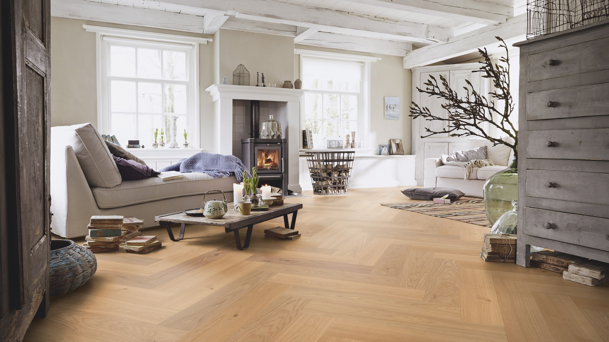 Milieubild Wohnzimmer im Landhaus-Stil - MEISTER Holzboden HS 500 Lindura Eiche classic Milieubild Wohnzimmer im Landhaus-Stil - MEISTER 500010-0700140-08925