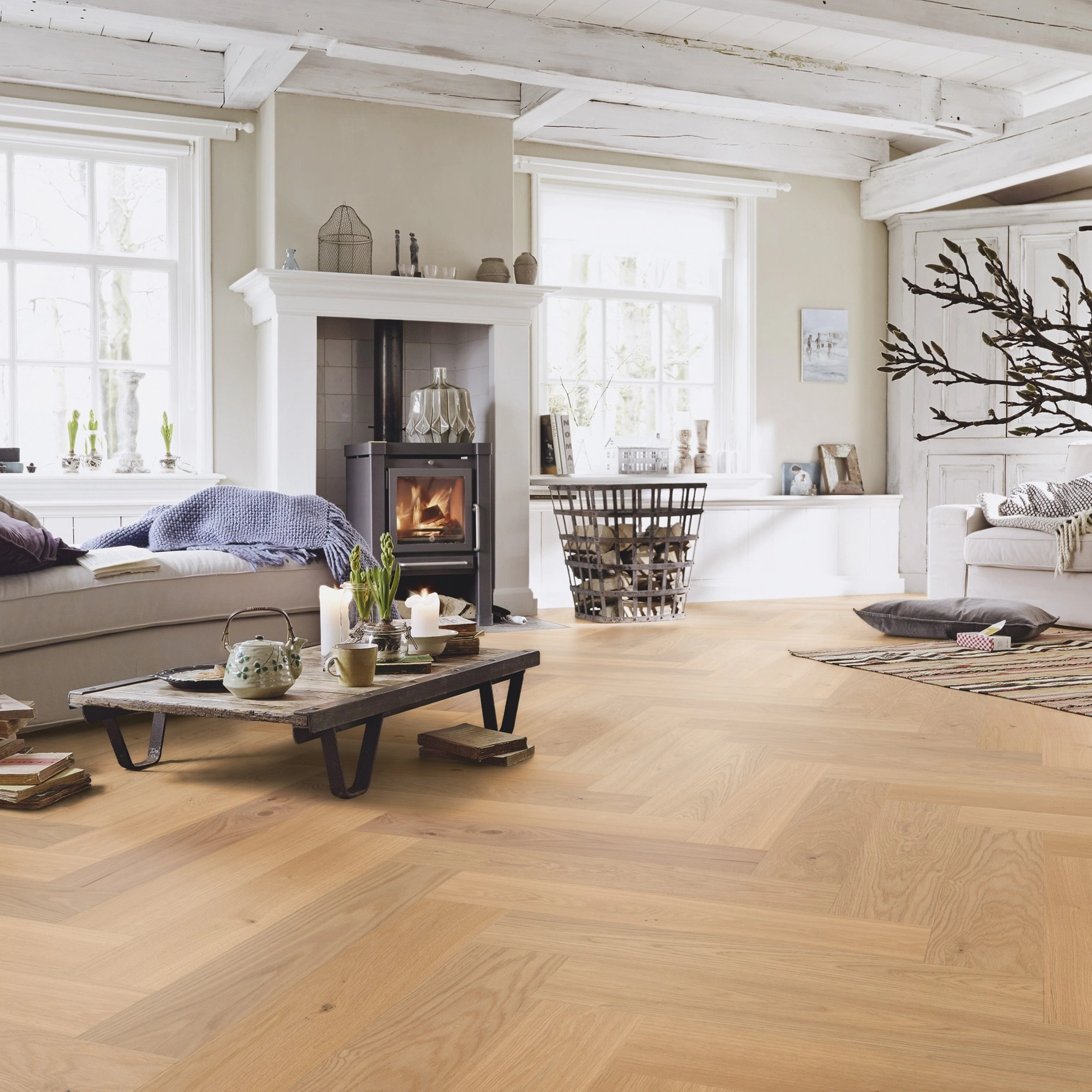 Milieubild Wohnzimmer im Landhaus-Stil - MEISTER Holzboden HS 500 Lindura Eiche classic Milieubild Wohnzimmer im Landhaus-Stil - MEISTER 500010-0700140-08925