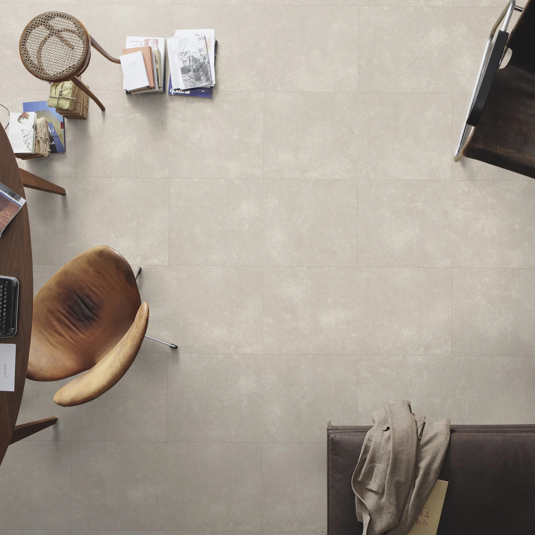 Milieubild Büro mit ovalem Tisch - Draufsicht - MEISTER Laminat LB 150 Cream Stone Milieubild Büro mit ovalem Tisch - Draufsicht - MEISTER 600003-0857398-07138