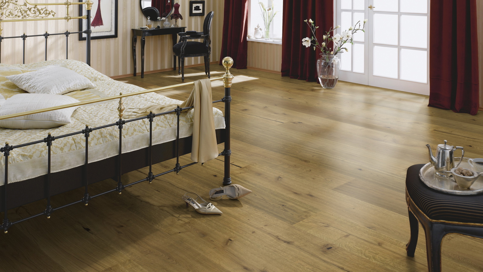 Milieubild Luxuriöses Schlafzimmer - Bennett & Jones 1148012295