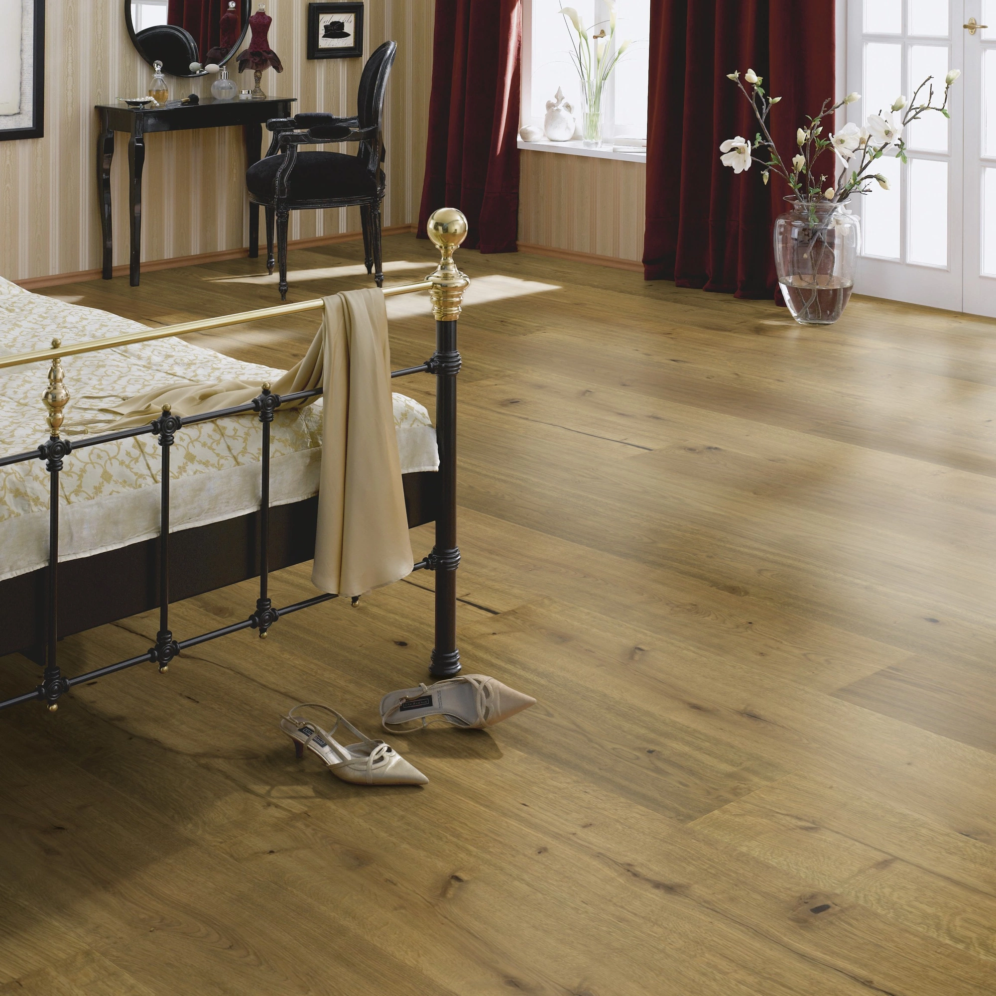 Milieubild Luxuriöses Schlafzimmer - Bennett & Jones Parkett Grand Houses Oak No.17 Blenheim Milieubild Luxuriöses Schlafzimmer - Bennett & Jones 1148012295