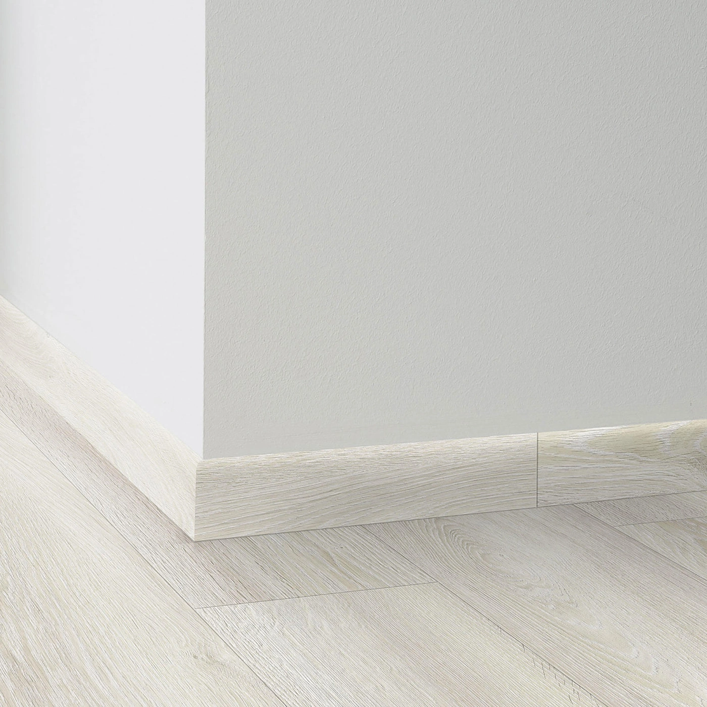 Tarkett Sockelleiste 60/10mm Modern Oak BEIGE Tarkett Sockelleiste 60/10mm Modern Oak BEIGE
