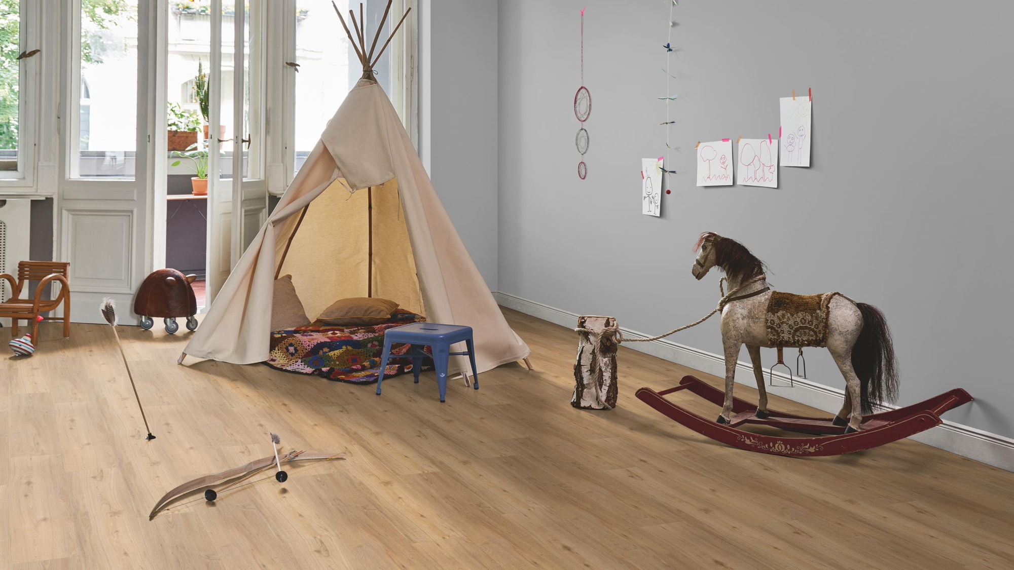Milieubild Kinderzimmer in Stadtwohnung - Parador Rigid Klick-Vinyl Classic 2070 Eiche natur Milieubild Kinderzimmer in Stadtwohnung - Parador 1744633