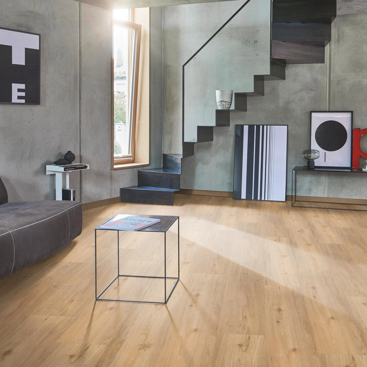 Milieubild Wohnzimmer im modernen Loft-Stil - Parador Rigid Klick-Vinyl Classic 2070 Eiche natur Milieubild Wohnzimmer im modernen Loft-Stil - Parador 1744633