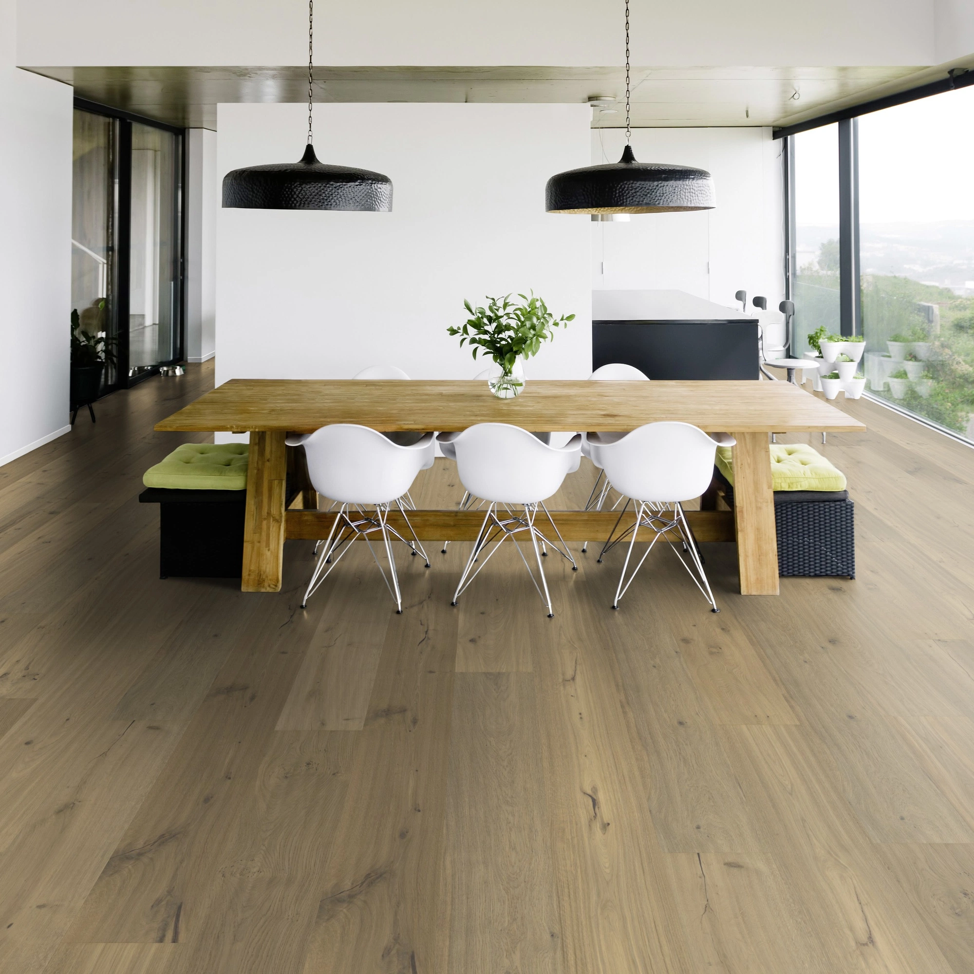 Milieubild Modernes Esszimmer mit Blick in die Natur - Bennett & Jones Parkett Grand Houses Oak No.21 Warwick Milieubild Modernes Esszimmer mit Blick in die Natur - Bennett & Jones 1148012299