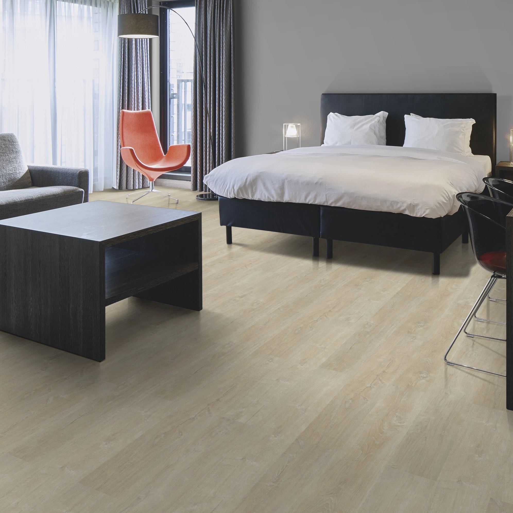 Milieubild Hotelzimmer mit Kingsize-Bett - Forbo Flooring Klebe-Vinyl Enduro Dryback Wood Light Timber Milieubild Hotelzimmer mit Kingsize-Bett - Forbo Flooring 217627