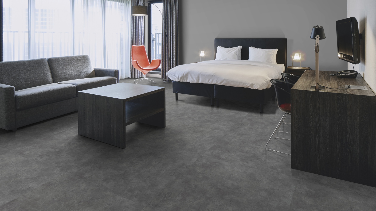 Milieubild Hotelzimmer mit Kingsize-Bett - Forbo Flooring 220187