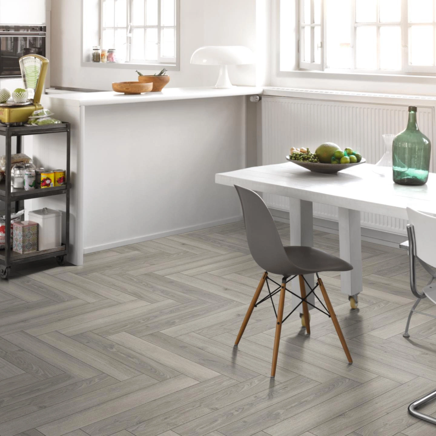 Parador Laminat Trendtime 3 Eiche Studioline lichtgrau Naturmattstruktur mit Synchronstruktur Parador Laminat Trendtime 3 Eiche Studioline lichtgrau Naturmattstruktur mit Synchronstruktur