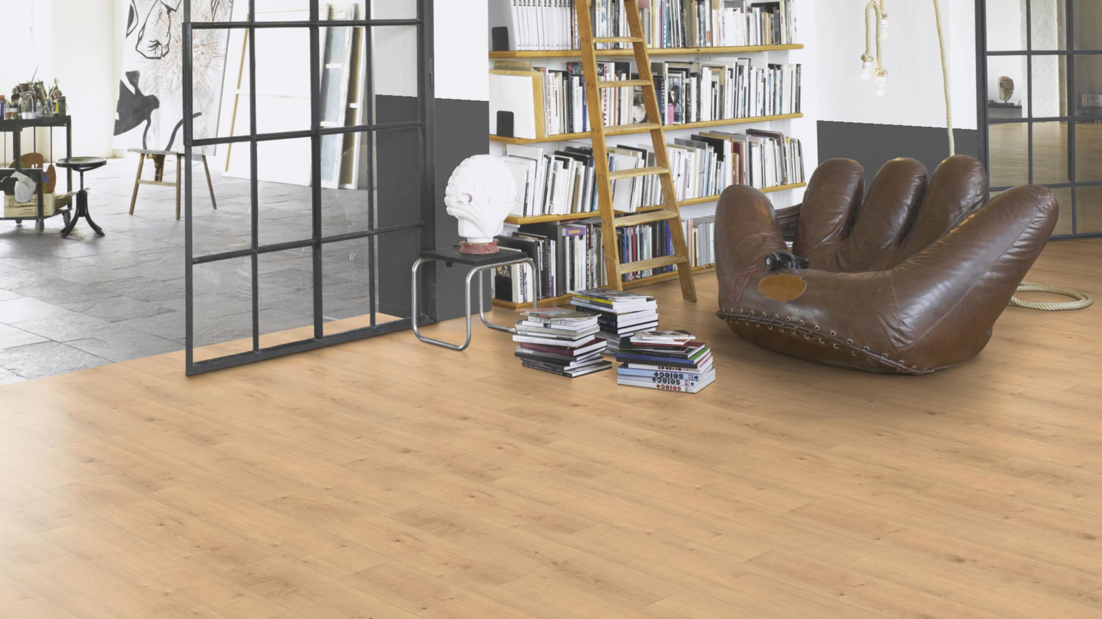 Milieubild Modernes Wohnzimmer mit Atelier - Parador 1730766