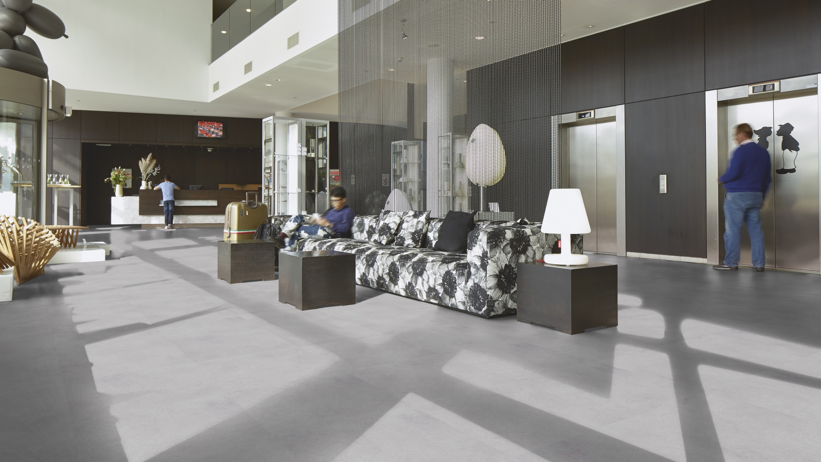 Milieubild Hotellobby mit Rezeption - Forbo Flooring 243649