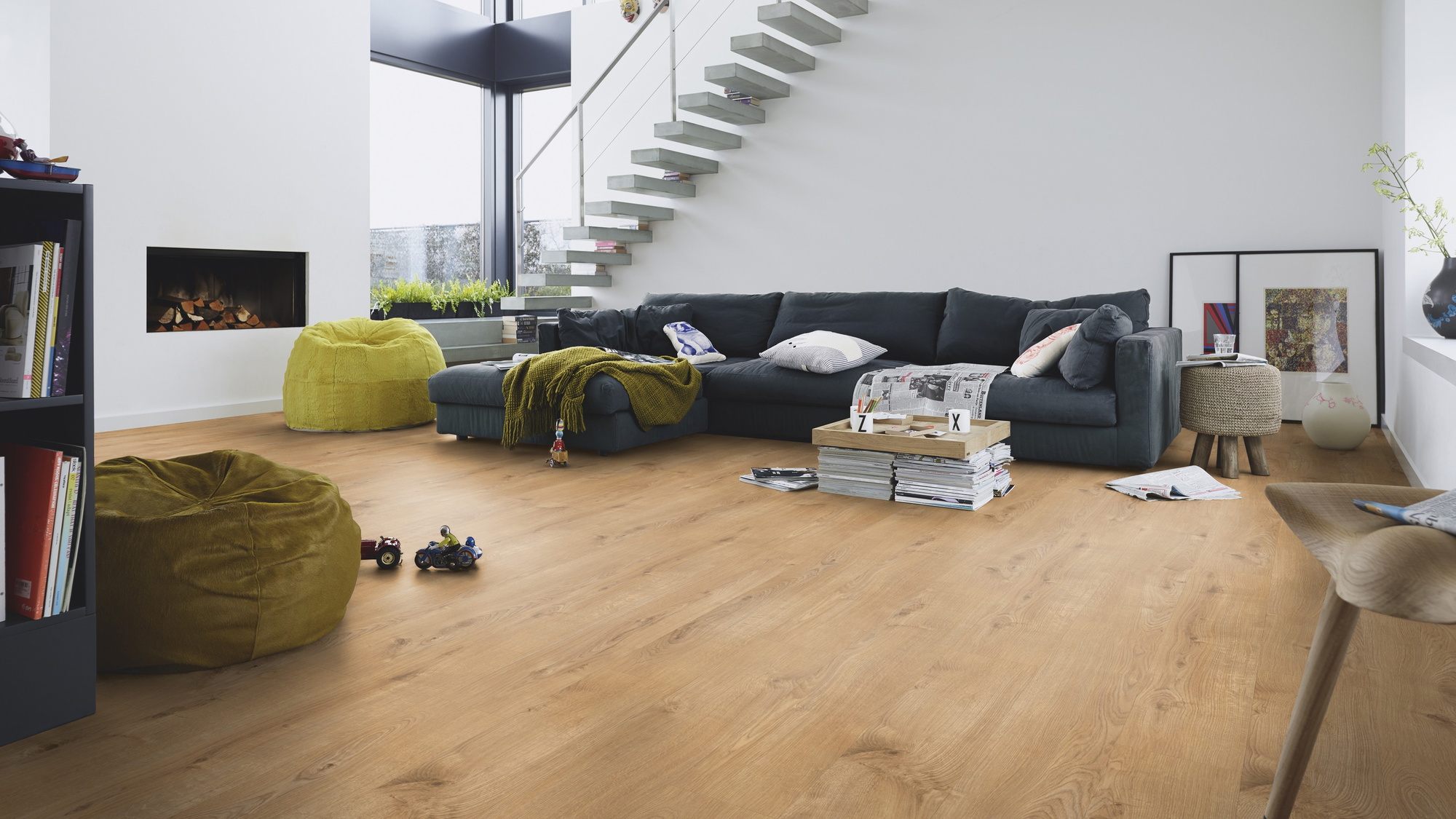 Milieubild Modernes Wohnzimmer mit Kamin - MEISTER 600015-1288198-07016