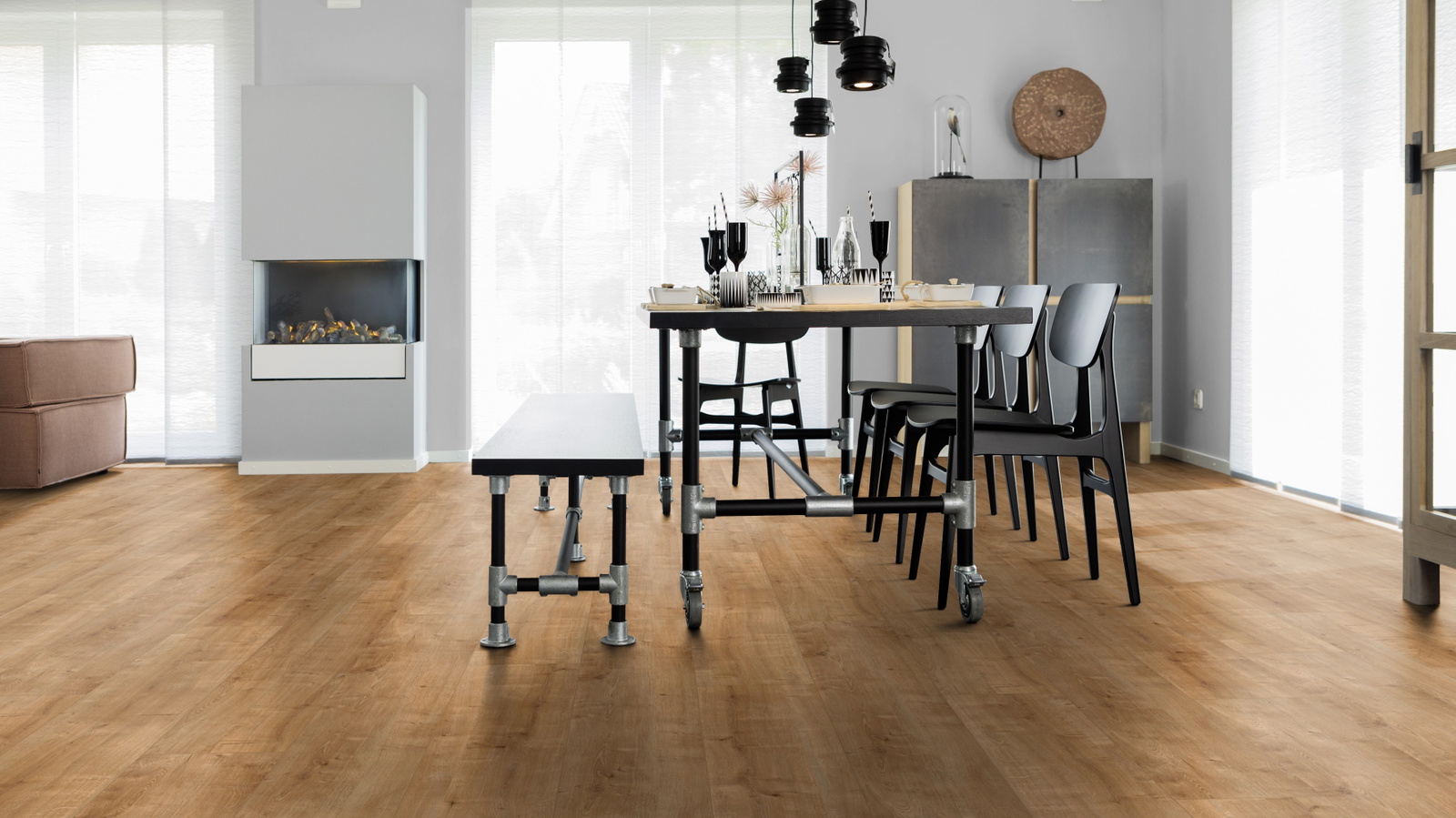 Milieubild Esszimmer mit Kamin - wineo PLC076R