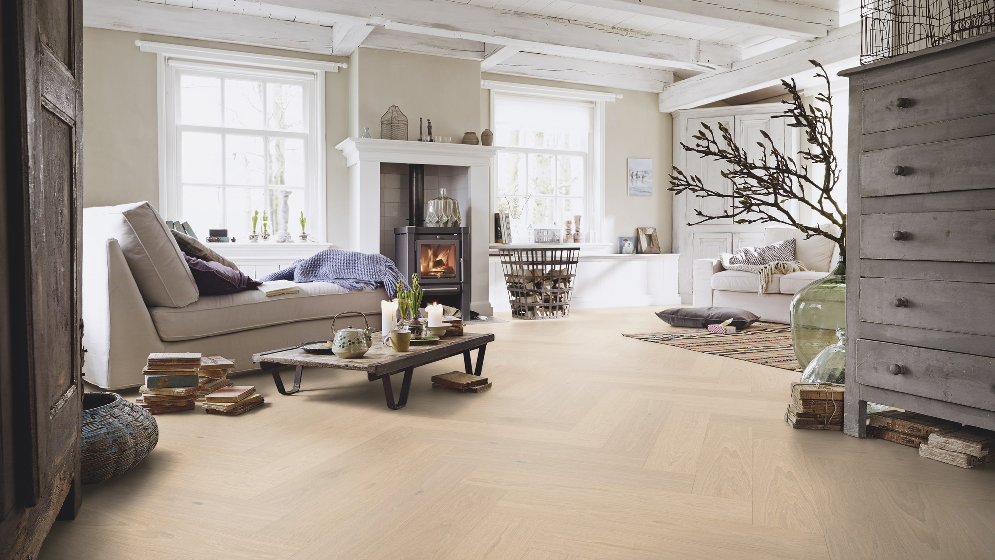 Milieubild Wohnzimmer im Landhaus-Stil - MEISTER Holzboden HS 500 Lindura Eiche classic champagner Milieubild Wohnzimmer im Landhaus-Stil - MEISTER 500010-0700140-08930