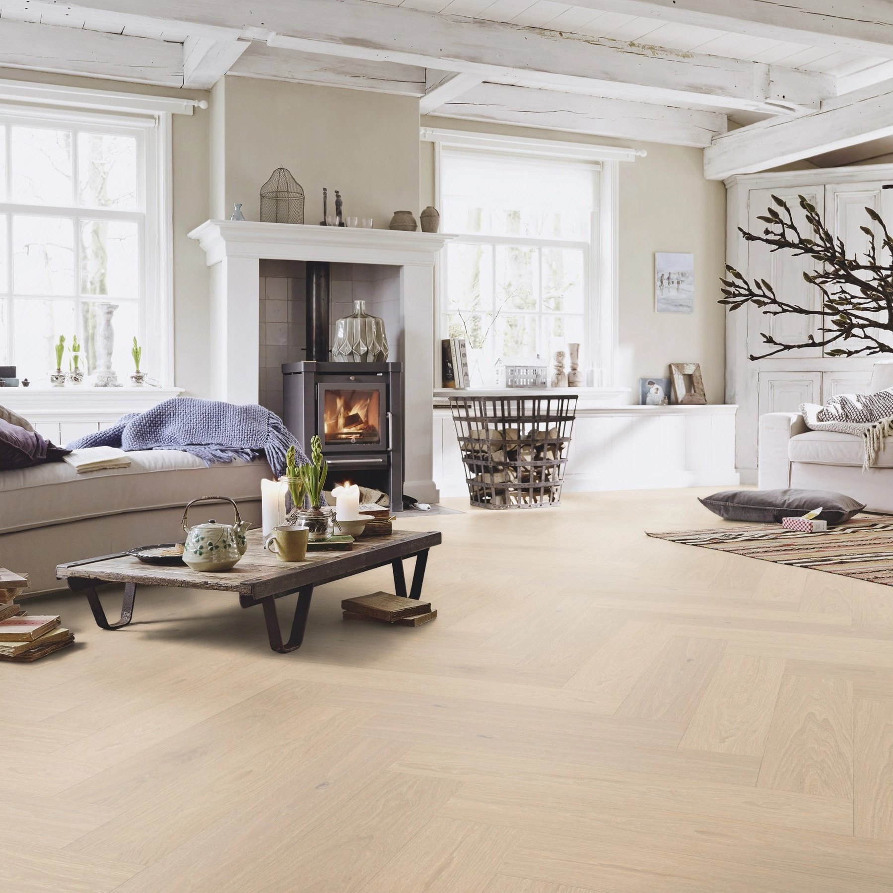 Milieubild Wohnzimmer im Landhaus-Stil - MEISTER Holzboden HS 500 Lindura Eiche classic champagner Milieubild Wohnzimmer im Landhaus-Stil - MEISTER 500010-0700140-08930