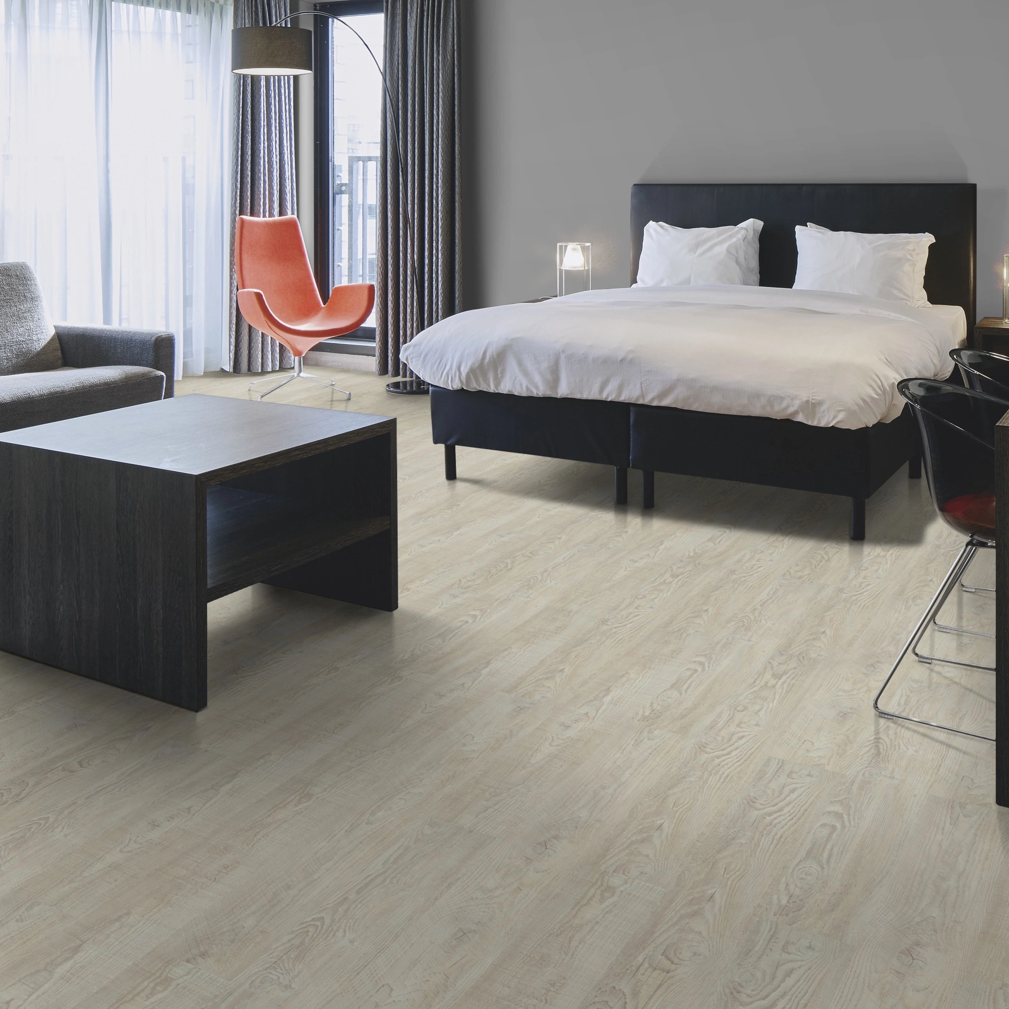 Milieubild Hotelzimmer mit Kingsize-Bett - Forbo Flooring Klebe-Vinyl Enduro Dryback Wood White Pine Milieubild Hotelzimmer mit Kingsize-Bett - Forbo Flooring 217633