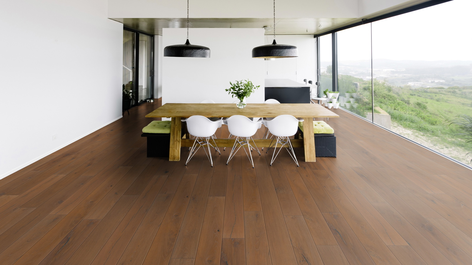 Milieubild Modernes Esszimmer mit Blick in die Natur - Bennett & Jones 1148011908