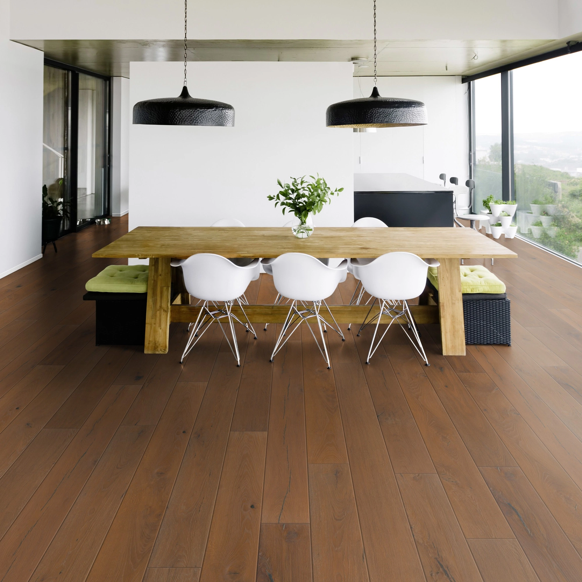 Milieubild Modernes Esszimmer mit Blick in die Natur - Bennett & Jones Parkett Britain's Finest Oak No. 9 Stuart Milieubild Modernes Esszimmer mit Blick in die Natur - Bennett & Jones 1148011908