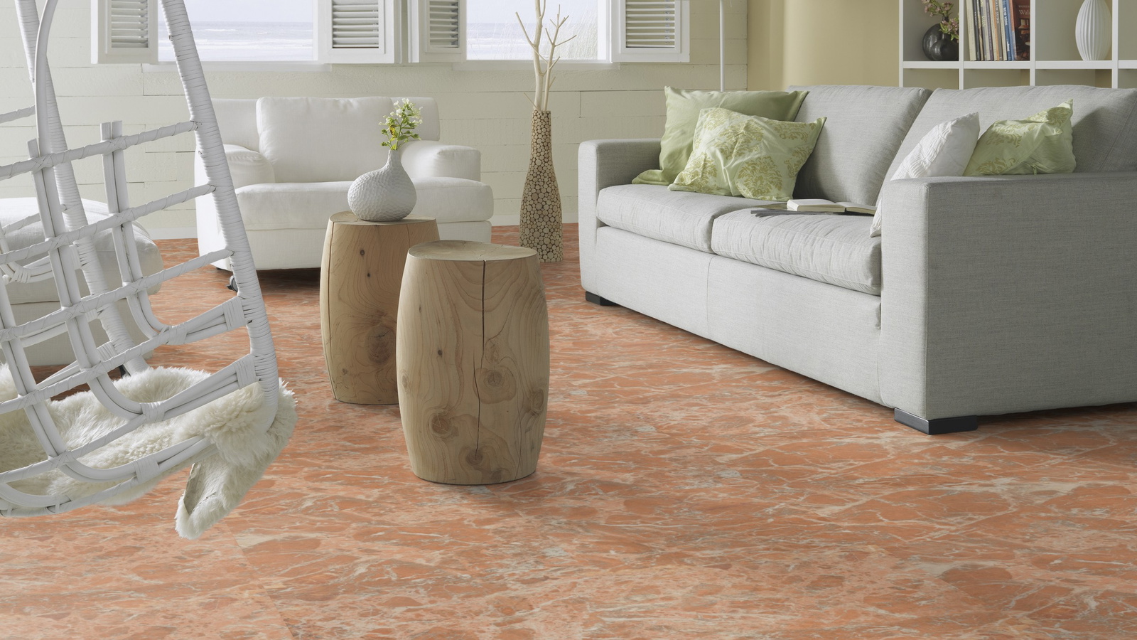 Milieubild Modernes, freundliches Wohnzimmer mit Sofa - Forbo Flooring 243648
