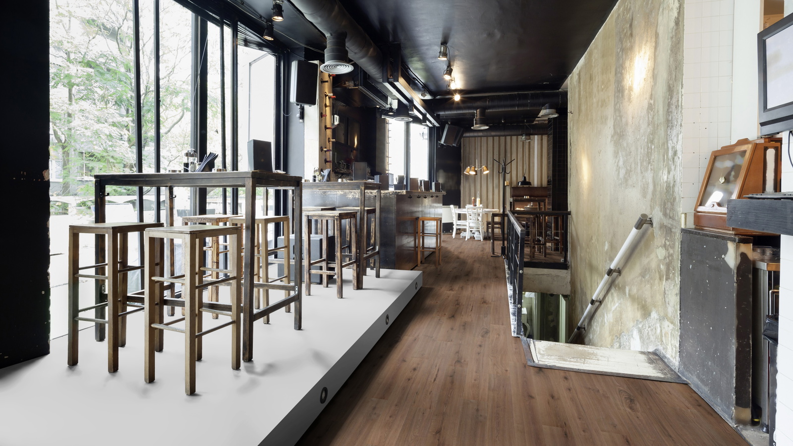 Milieubild Restaurant - Bar mit Tischen und Hockern - wineo MLP303R