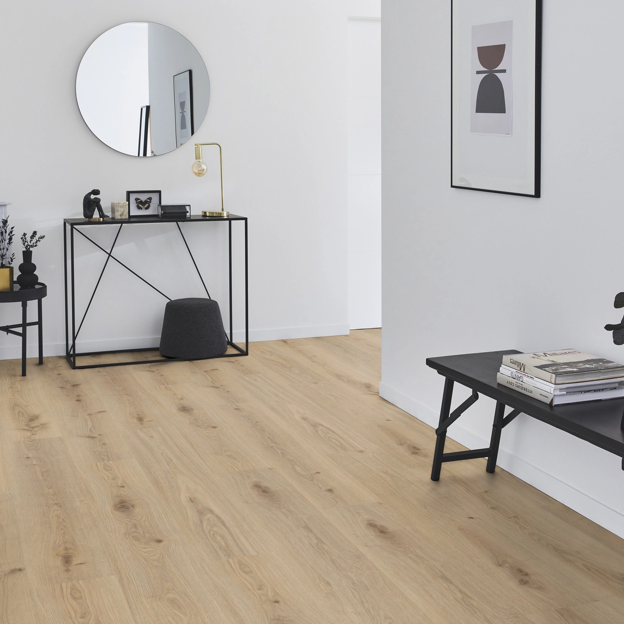 Milieubild Flur mit Sideboard und Spiegel - Tarkett Rigid Klick-Vinyl Essence Rigid 55 Primary Oak Natural Milieubild Flur mit Sideboard und Spiegel - Tarkett 260030004