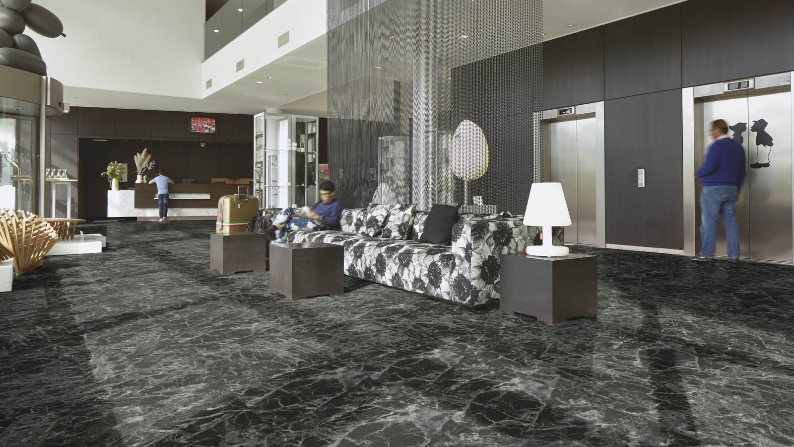 Milieubild Hotellobby mit Rezeption - Forbo Flooring 243646