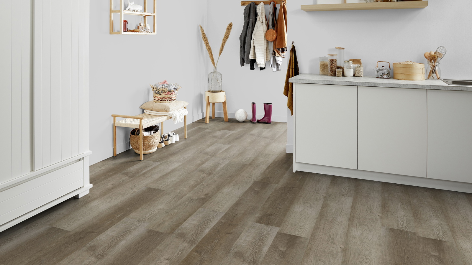 Milieubild Kompakte Küchenzeile im offenen Wohnbereich - Forbo Flooring 217632