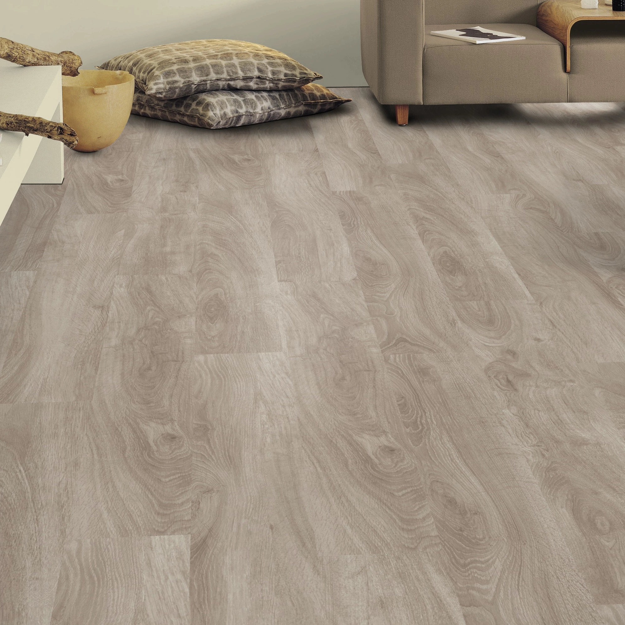 Milieubild Wohnzimmer mit Sideboard - Tarkett Klebe-Vinyl iD Inspiration 30 CLASSICS English Oak Grey-beige Milieubild Wohnzimmer mit Sideboard - Tarkett 24524011