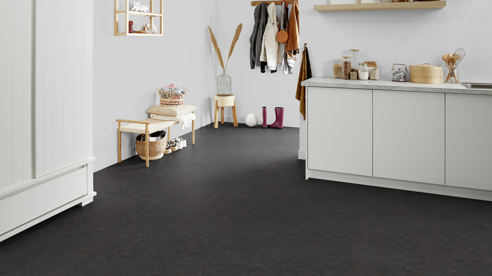 Forbo Flooring Linoleum Marmoleum Click Black Hole 333707