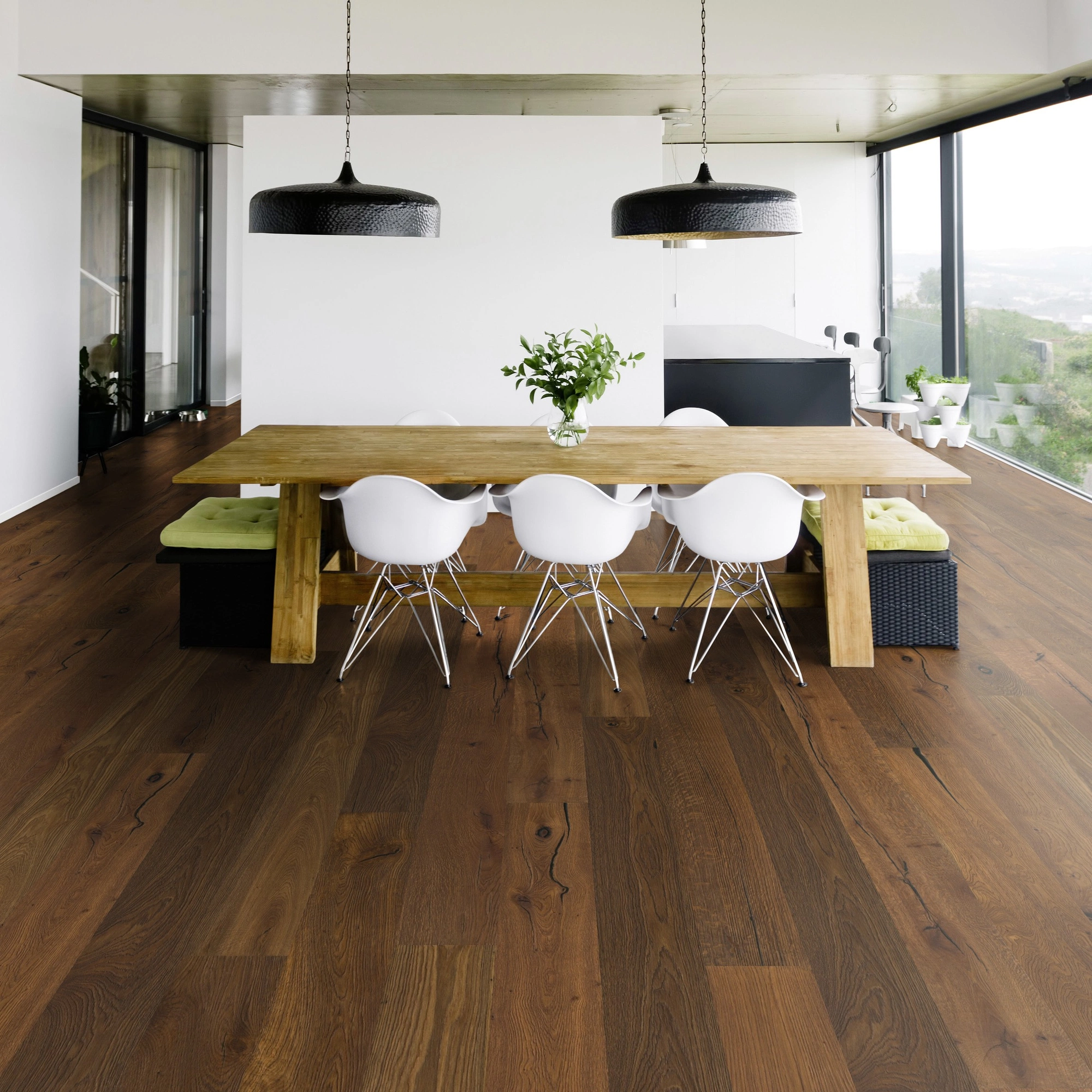 Milieubild Modernes Esszimmer mit Blick in die Natur - Bennett & Jones Parkett Britain's Finest Oak No.109 Sheffield Milieubild Modernes Esszimmer mit Blick in die Natur - Bennett & Jones 1148010109