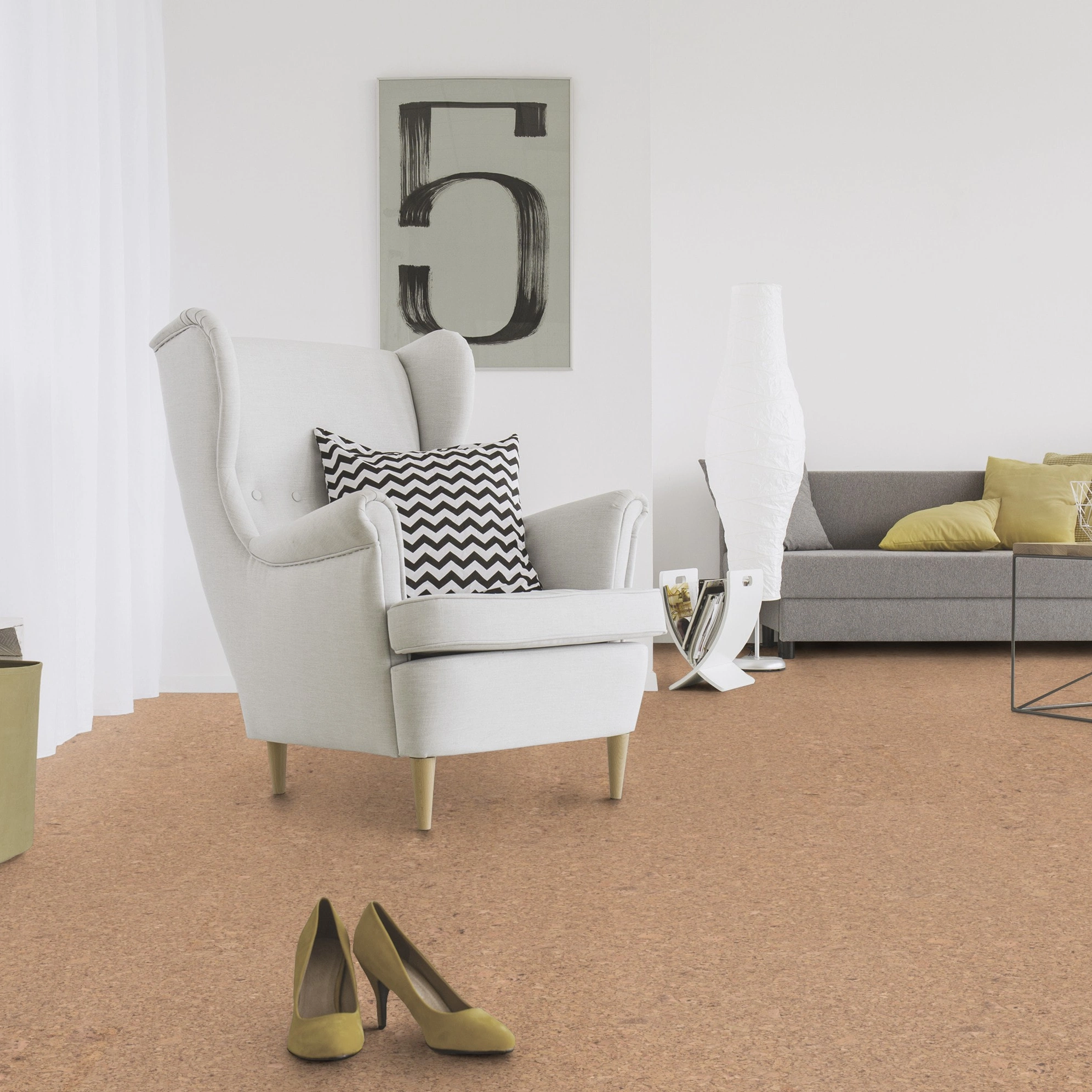 Milieubild Wohnzimmer mit Sessel und Sofa - Wicanders Wise HDF Klick-Korkboden cork Go Ambition Milieubild Wohnzimmer mit Sessel und Sofa - Wicanders Wise 80001643