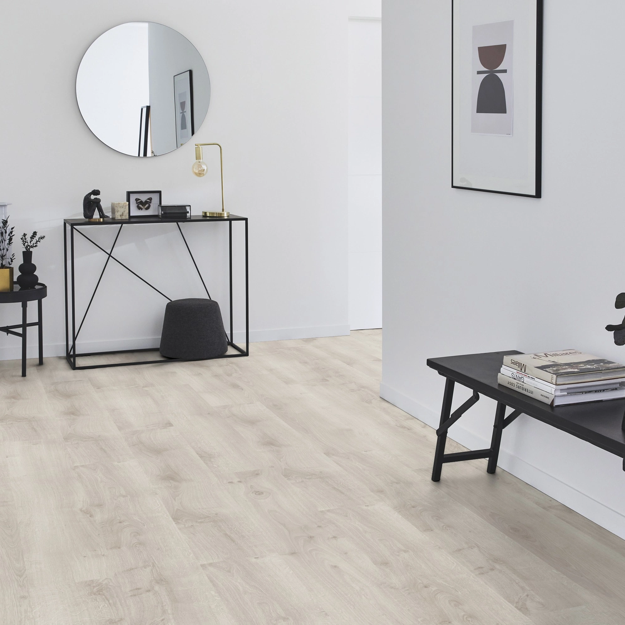 Milieubild Flur mit Sideboard und Spiegel - Tarkett Klebe-Vinyl iD Inspiration 30 CLASSICS Rustic Oak Light Grey Milieubild Flur mit Sideboard und Spiegel - Tarkett 24524026
