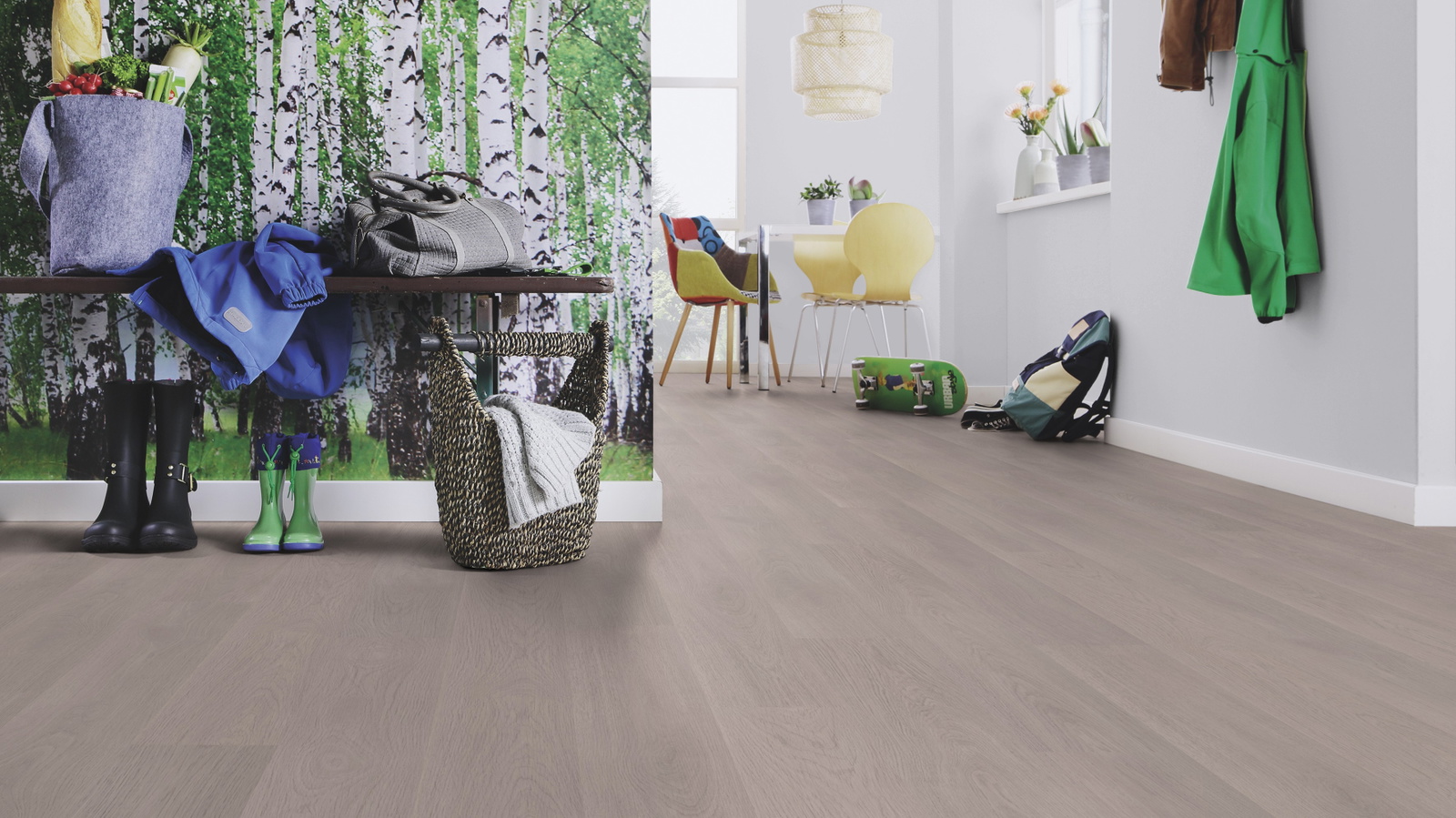 Milieubild Esszimmer mit Flur und Sitzbank - wineo PLC302R
