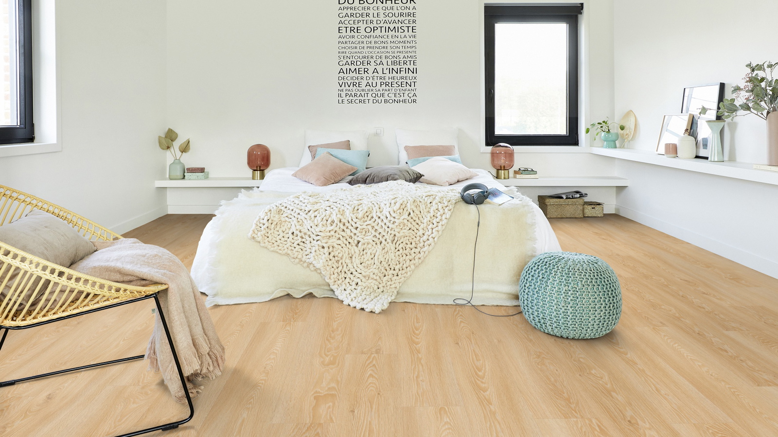 Milieubild Modernes Schlafzimmer - Bett mit Stuhl - Tarkett 260030001