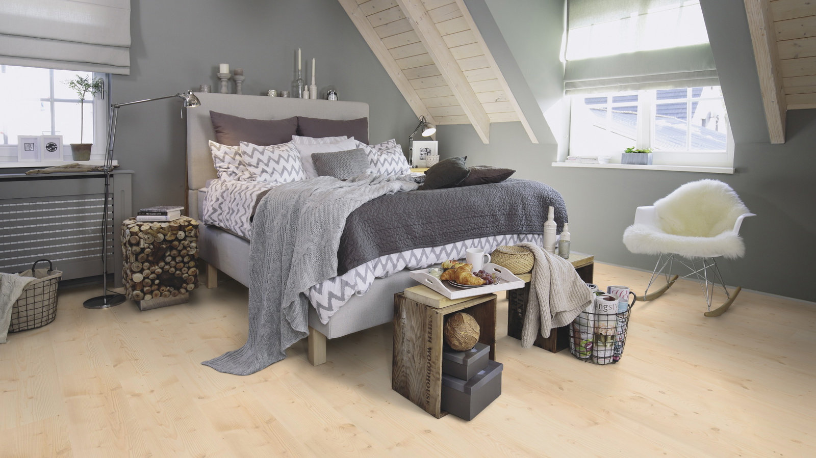 Milieubild Schlafzimmer im modernen Dachgeschoss - wineo PL297R
