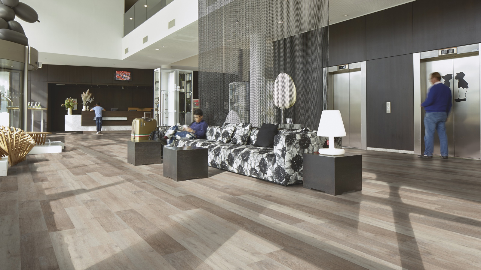 Milieubild Hotellobby mit Rezeption - Forbo Flooring 220169