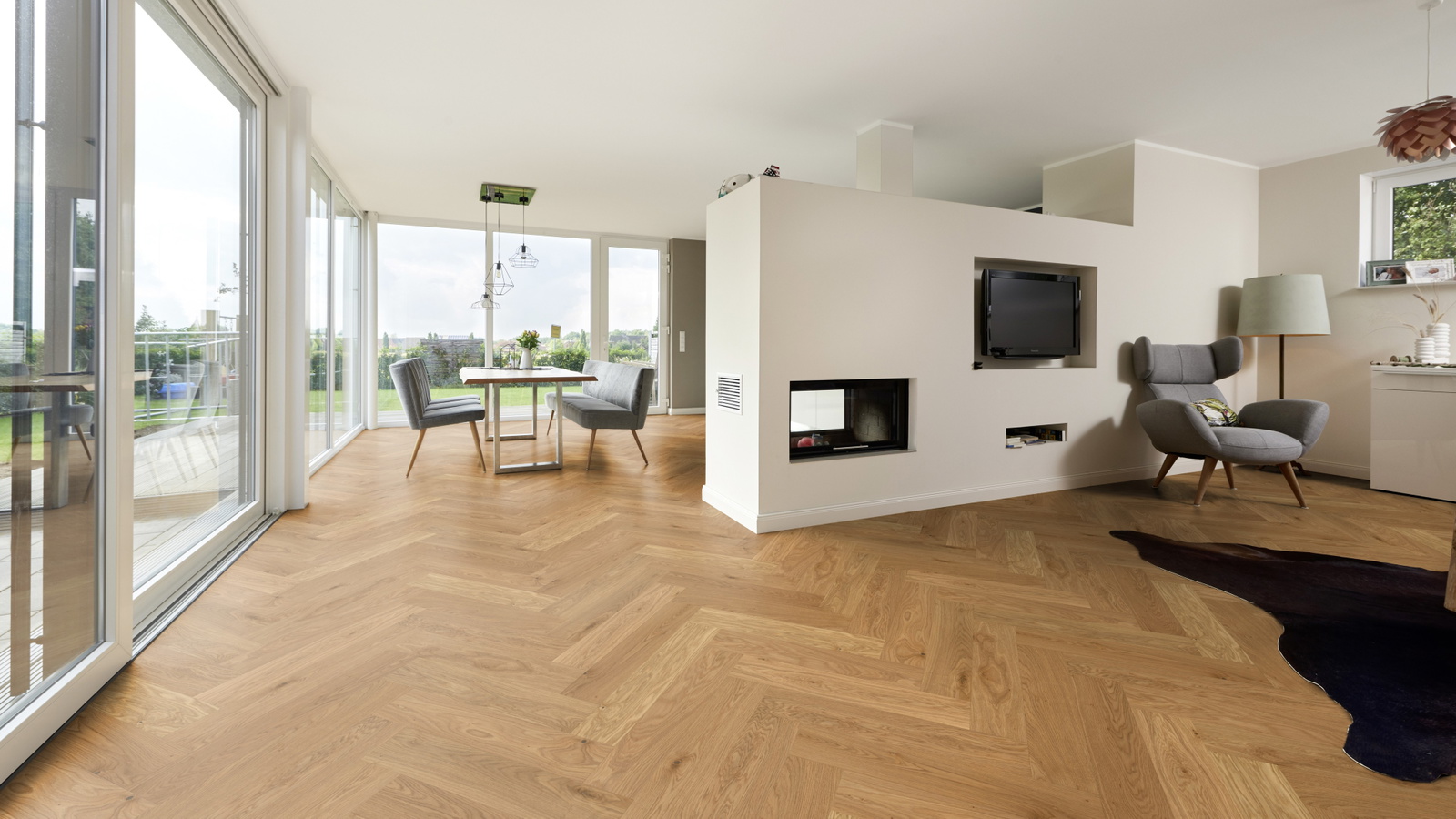 Milieubild Wohnzimmer mit Essbereich und Kamin - ter Hürne 1101312669
