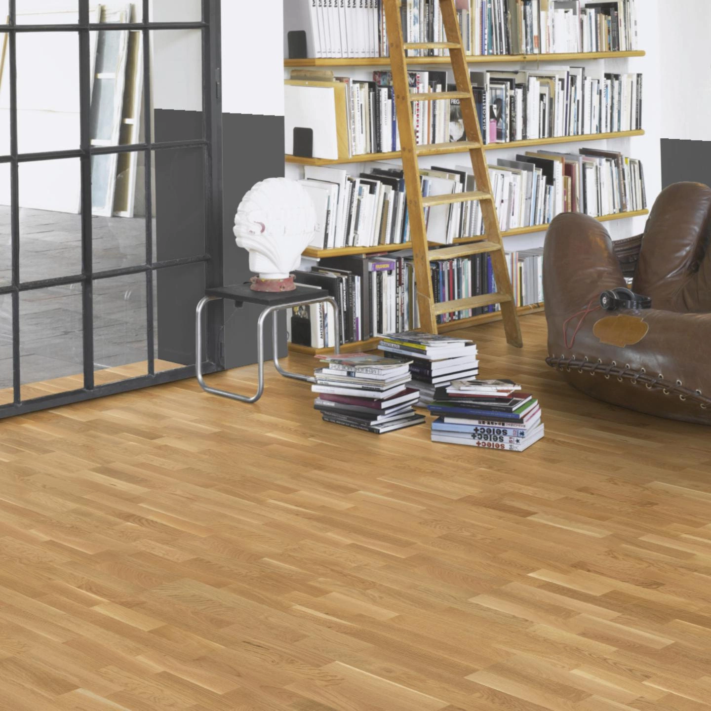 Milieubild Modernes Wohnzimmer mit Atelier - Parador Parkett Classic 3060 Eiche matt Milieubild Modernes Wohnzimmer mit Atelier - Parador 1247126