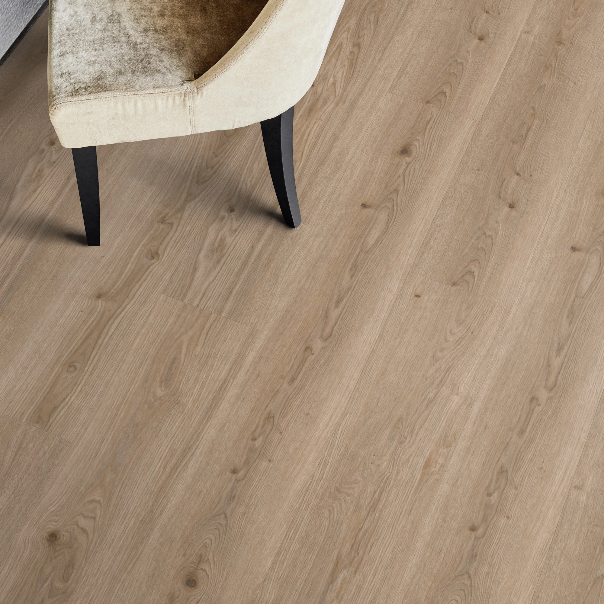 Milieubild Esszimmer - Draufsicht - Tarkett Klebe-Vinyl Essence 55 Primary Oak Light Grey Milieubild Esszimmer - Draufsicht - Tarkett 260053006